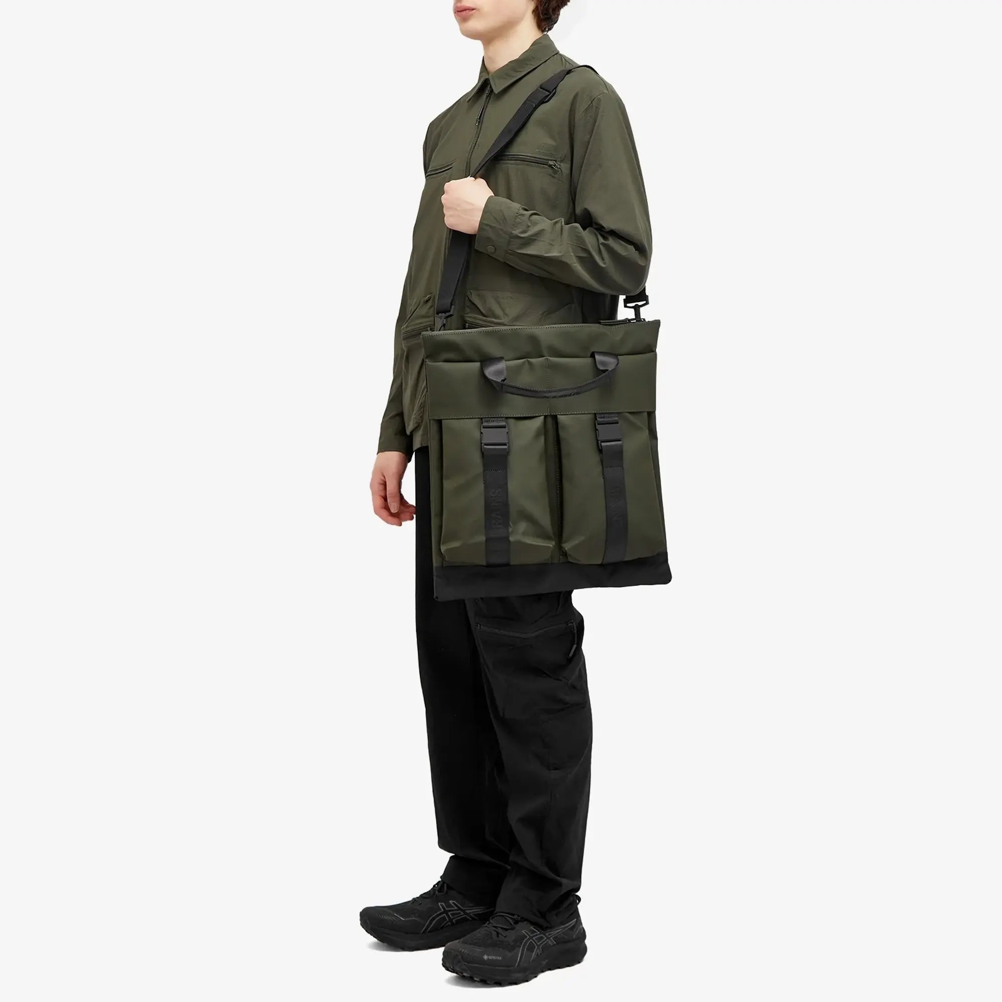 Rains Trail Tote Bag ( Green - One Size) - Size ONE SIZE