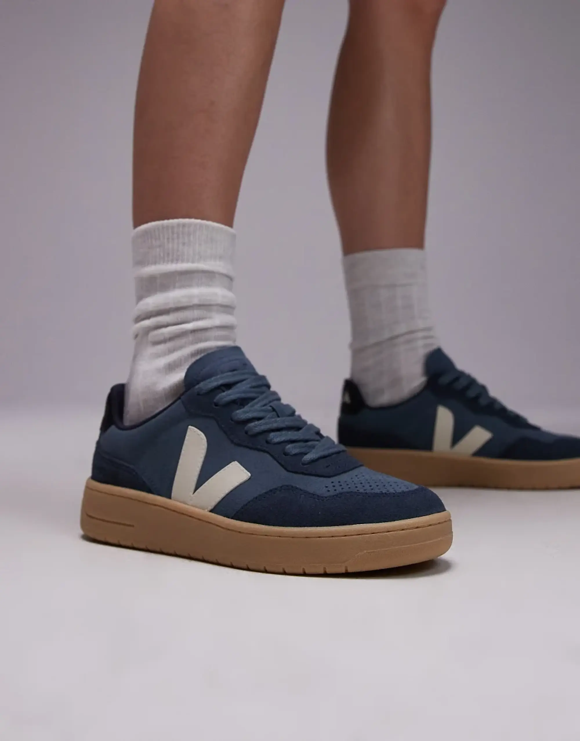 Veja V-90 Trainer In Blue