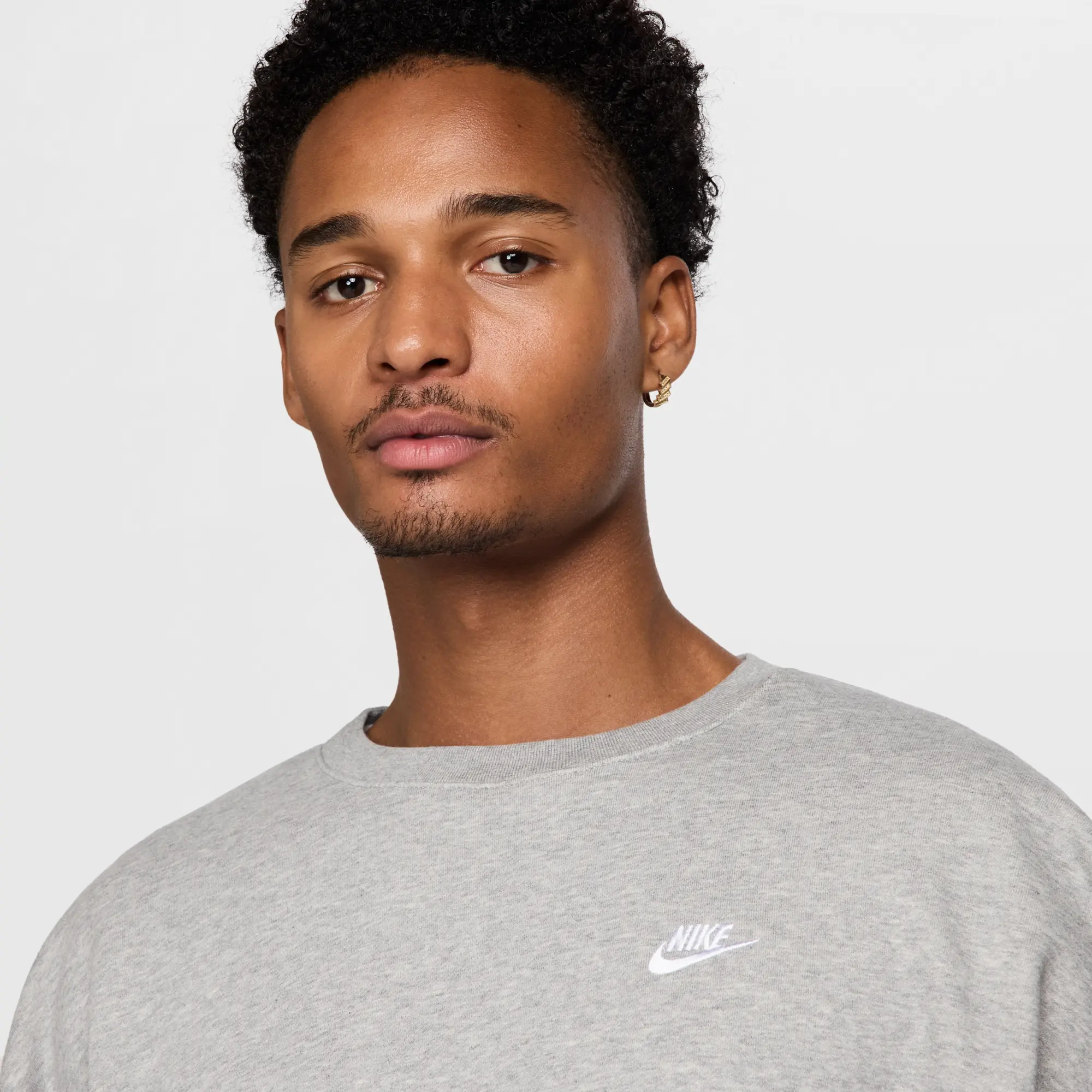 Nike Sportswear Club Men's Oversized Fleece Crew-Neck Sweatshirt - Grey - Cotton/Polyester