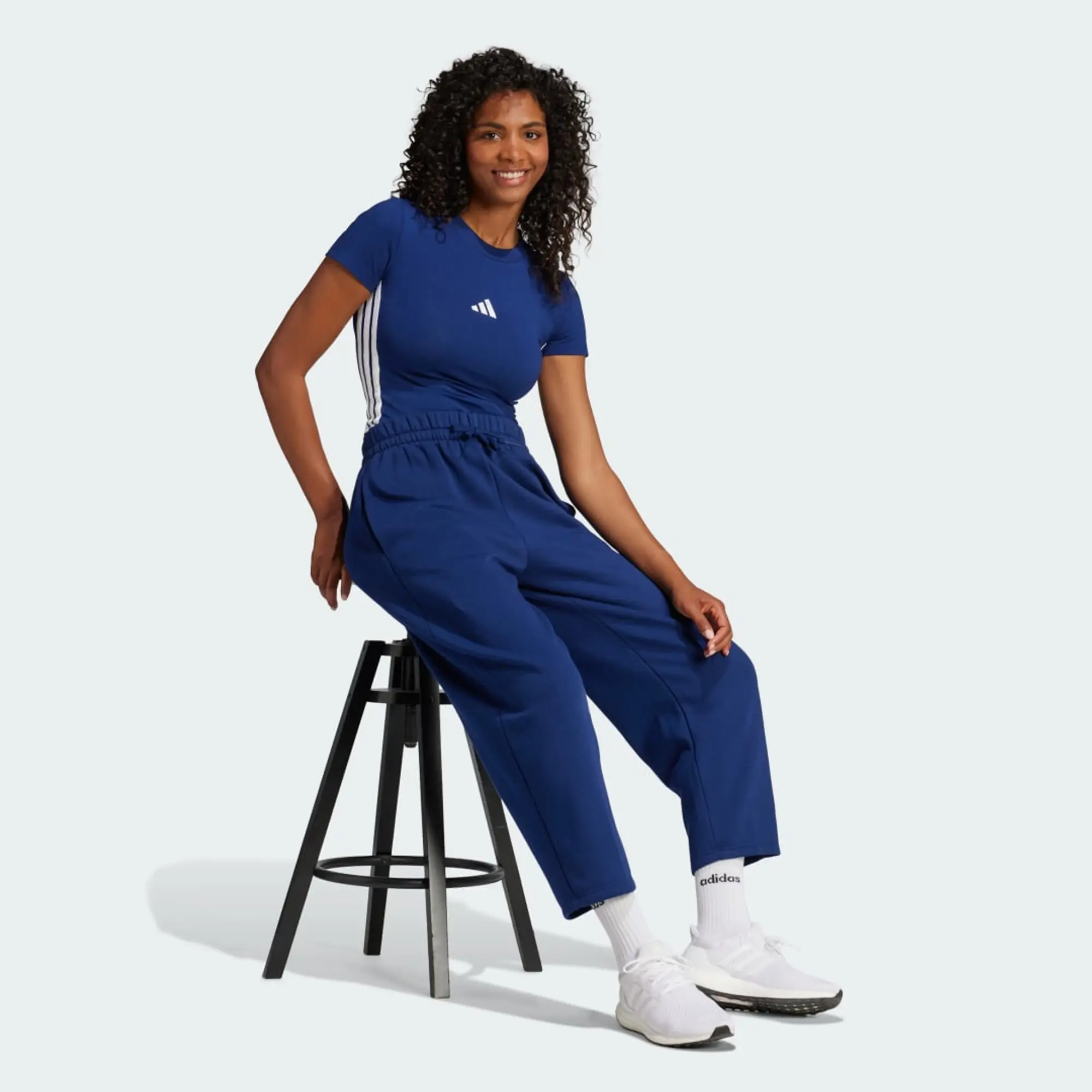 adidas  -  women's T shirt in Marine