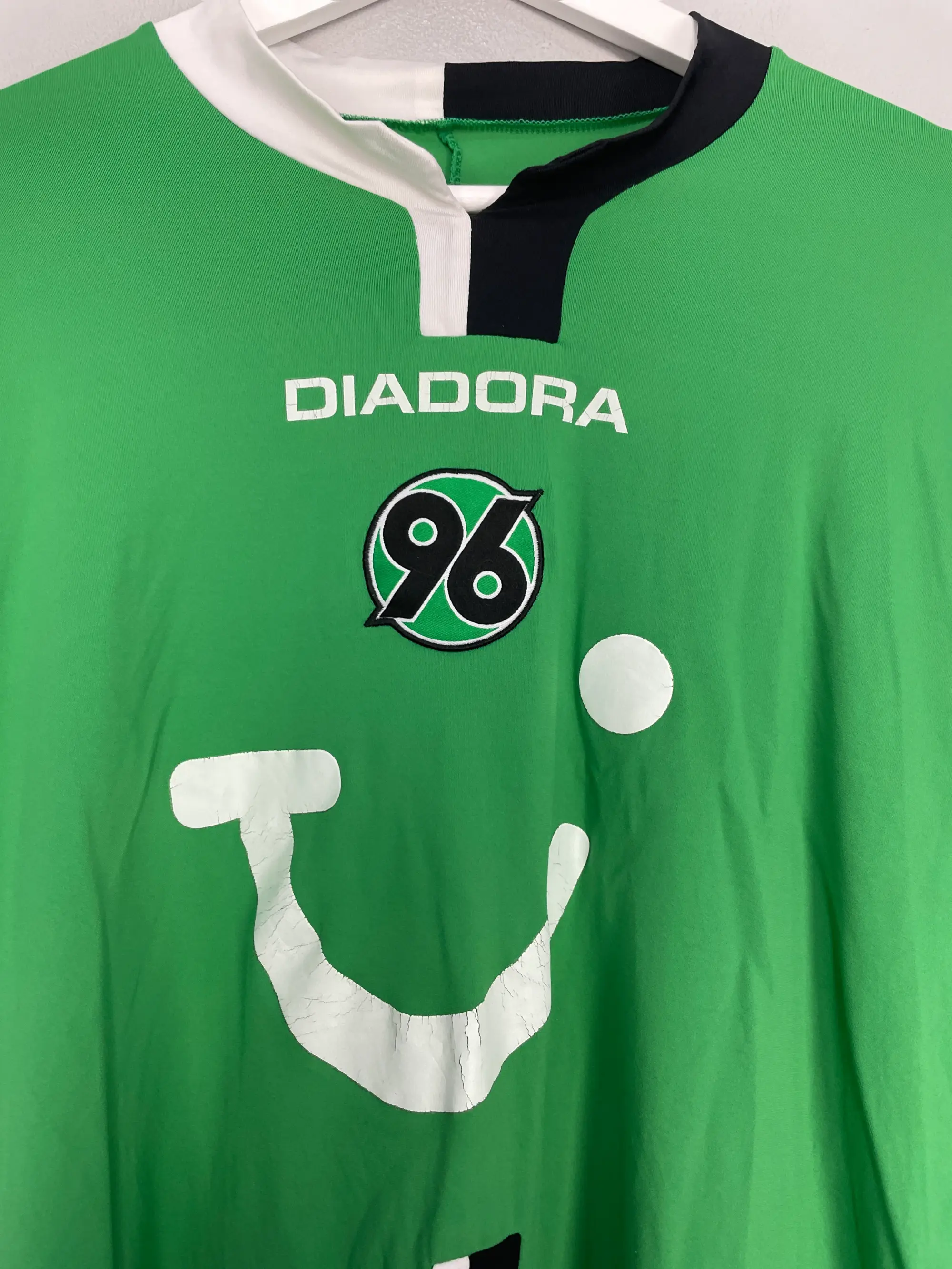 2005/06 HANNOVER 96 TROEST #4 L/S *MATCH ISSUED* HOME SHIRT (XXL) DIADORA