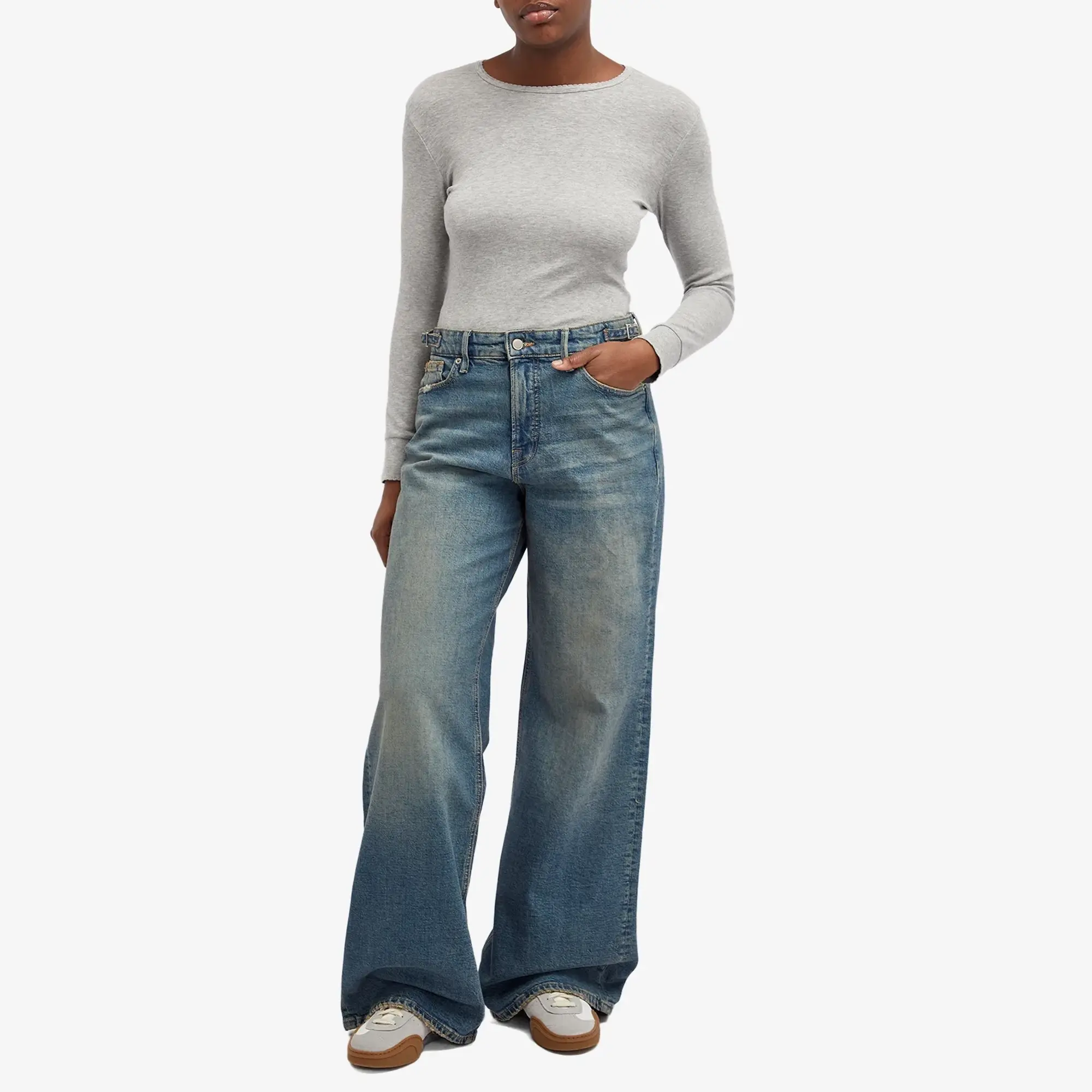 DONNI. Women's Baby Rib Scallop Long Sleeve Top Heather Grey