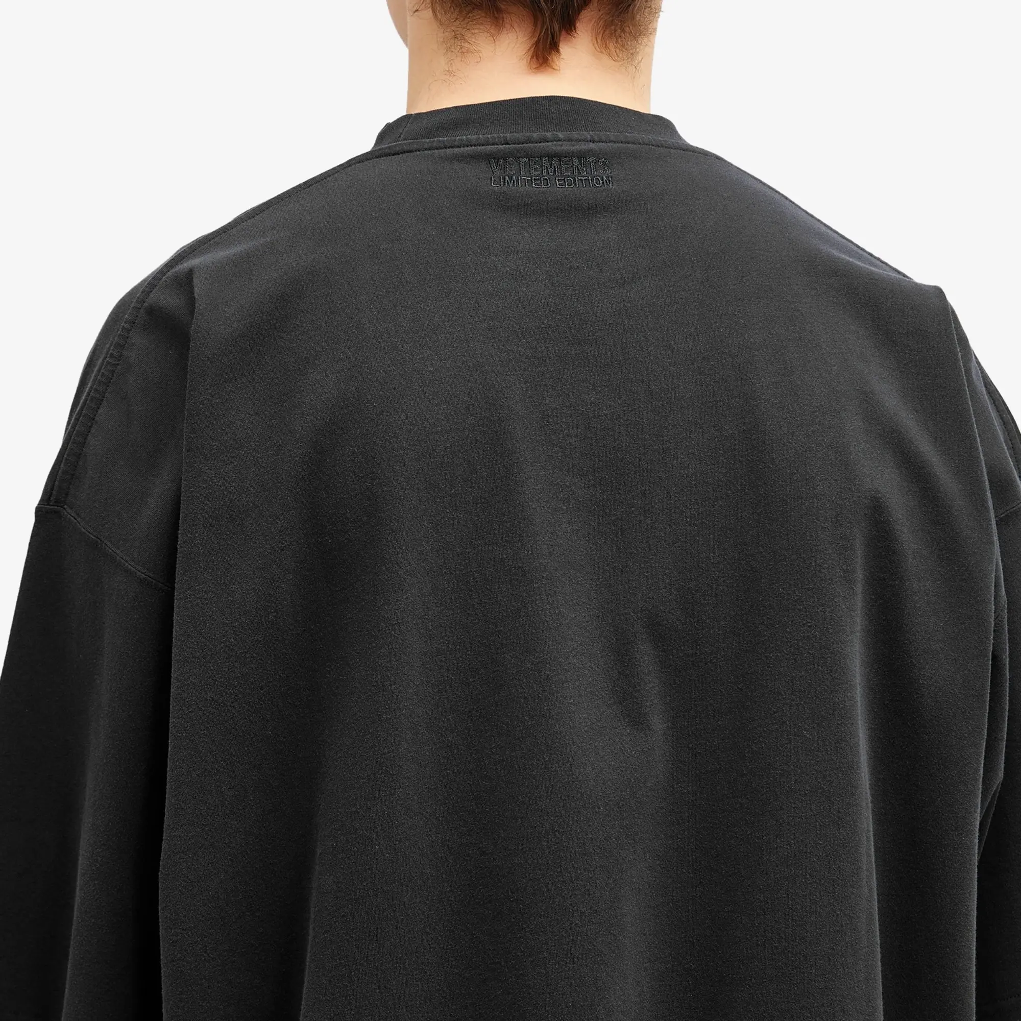 VETEMENTS Men's Backstreetboys Oversized T-Shirt Black