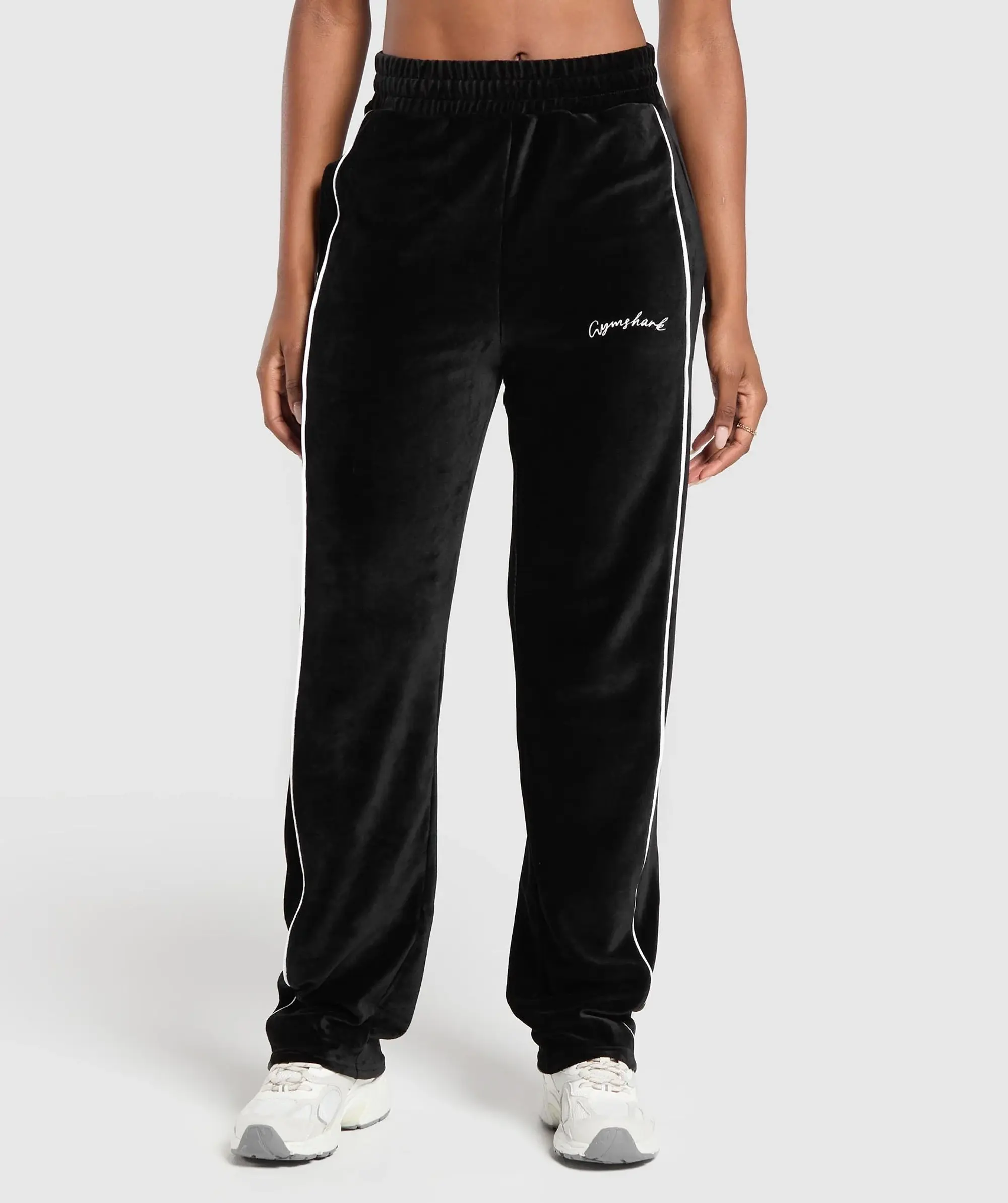 Gymshark Velour Joggers - Black