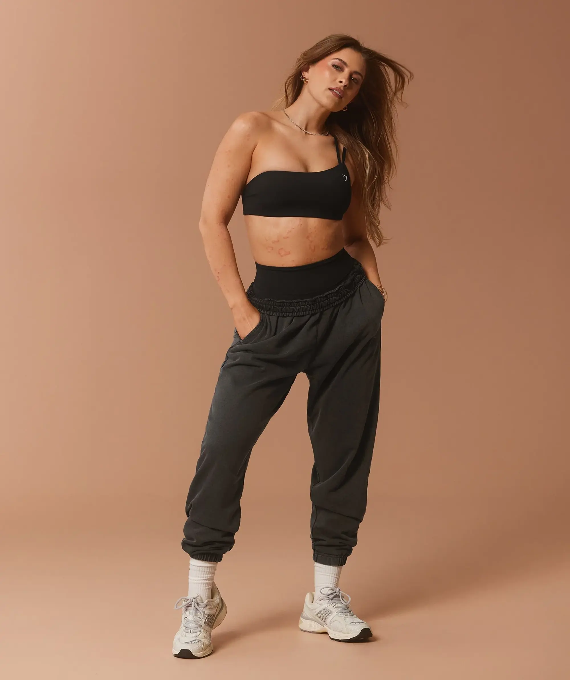 Gymshark Whitney Joggers - Black