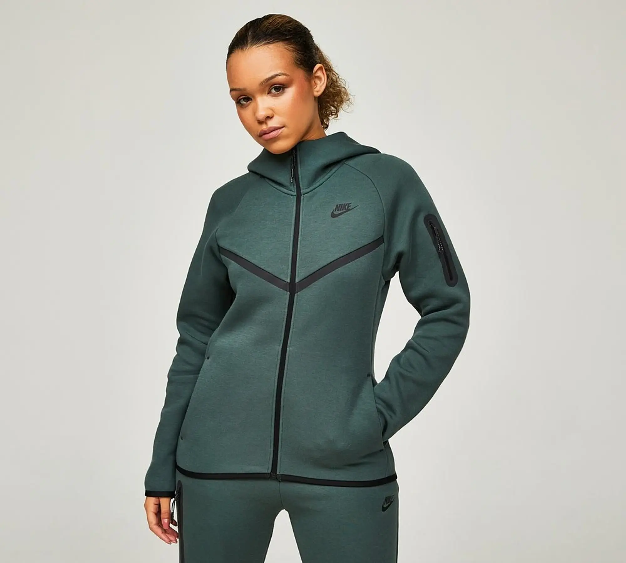 Nike Womens Tech Fleece Windrunner Full Zip Hoodie - Green - Size L - Green