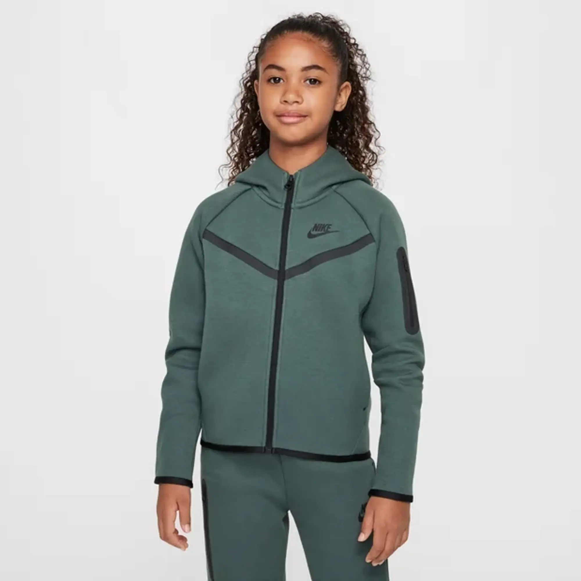 Nike Tech Fleece Unisex Hoodies - Green