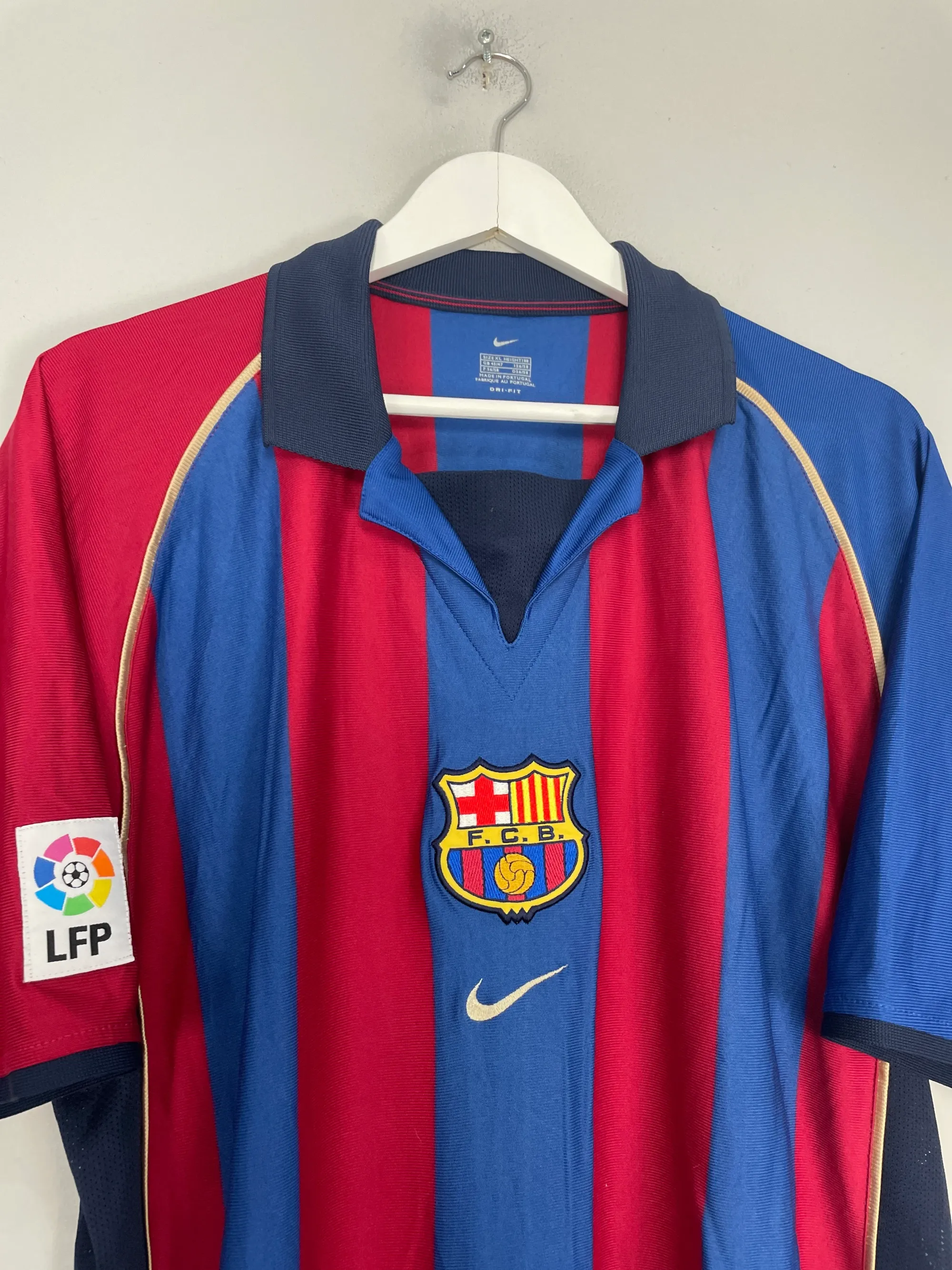 2001/02 BARCELONA RIVALDO #10 HOME SHIRT (XL) NIKE | 830509-504