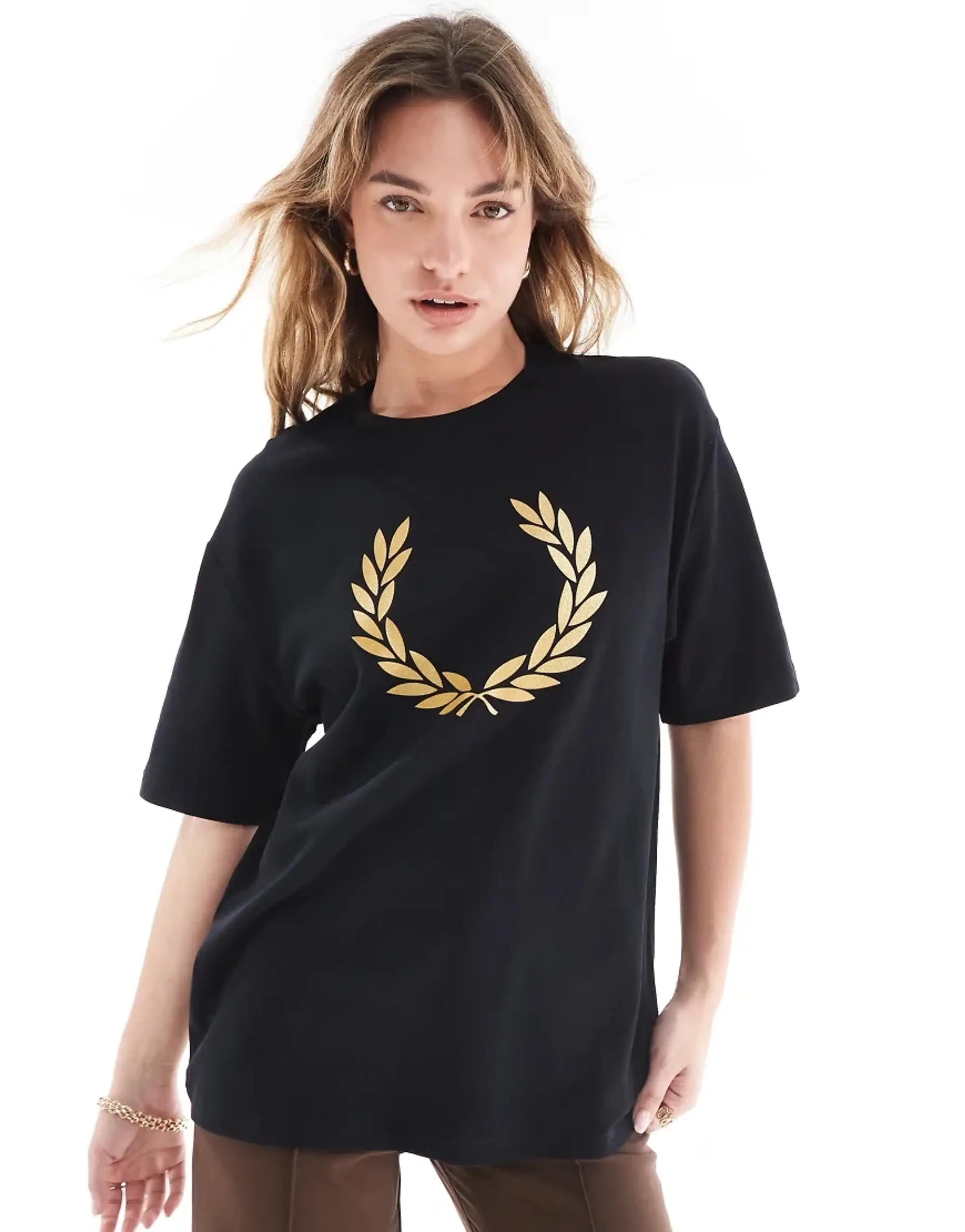 Fred Perry T-Shirt In Black With Metallic Laurel Wreath Chest Logo