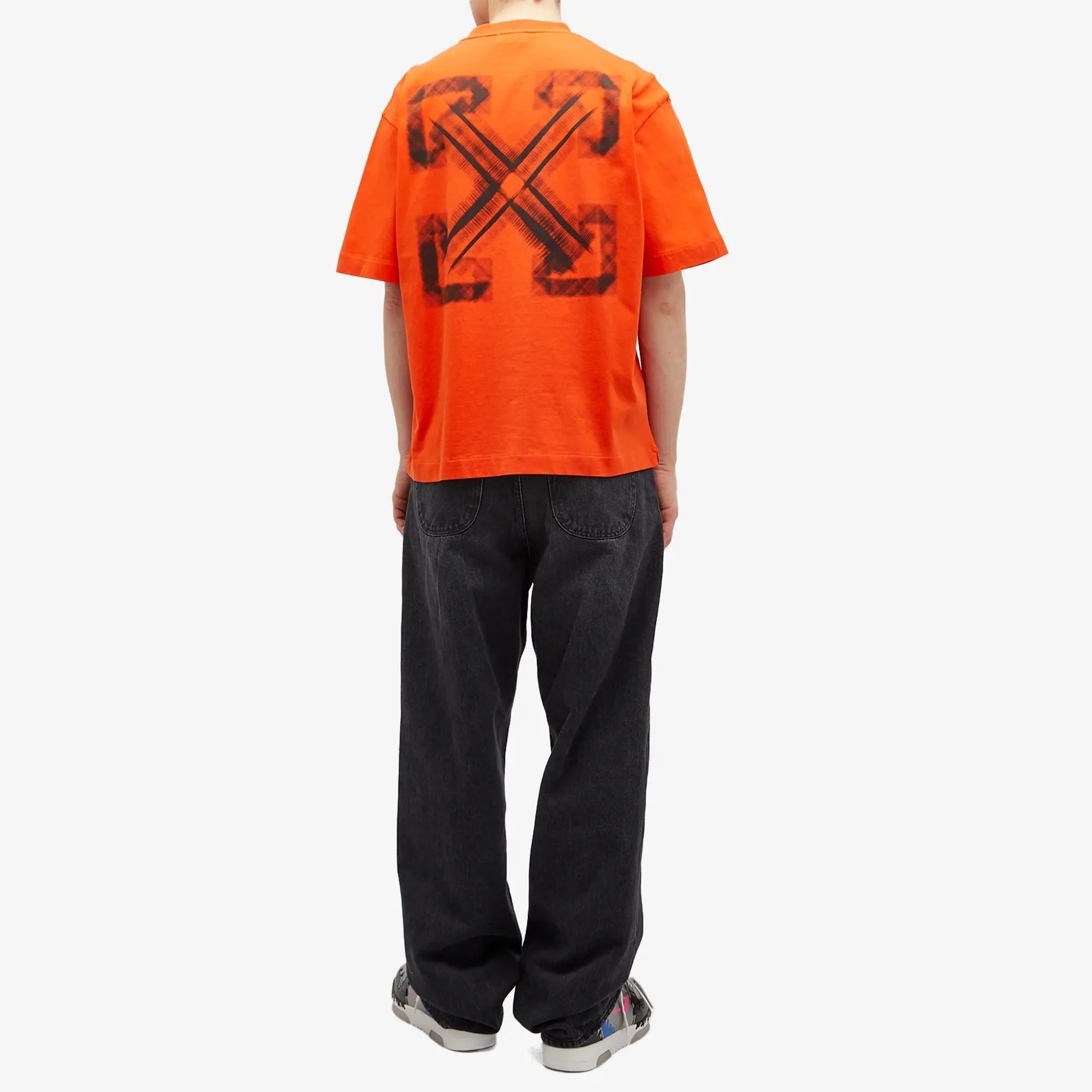 Off-White Men's Vibe Arrow Skate T-Shirt Spicy Orange