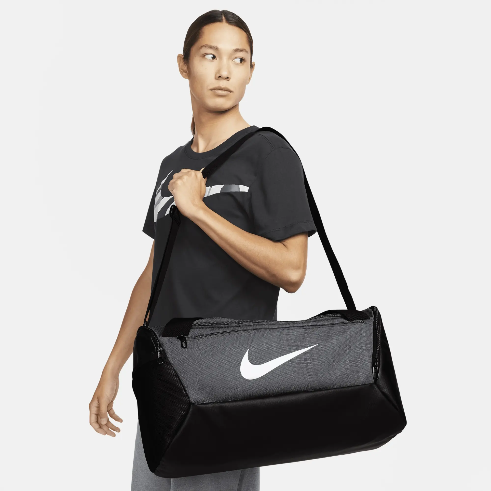 Nike Brasilia 9.5 Training Duffel Bag (Small, 41L) - Grey - Recycled Polyester Minimum