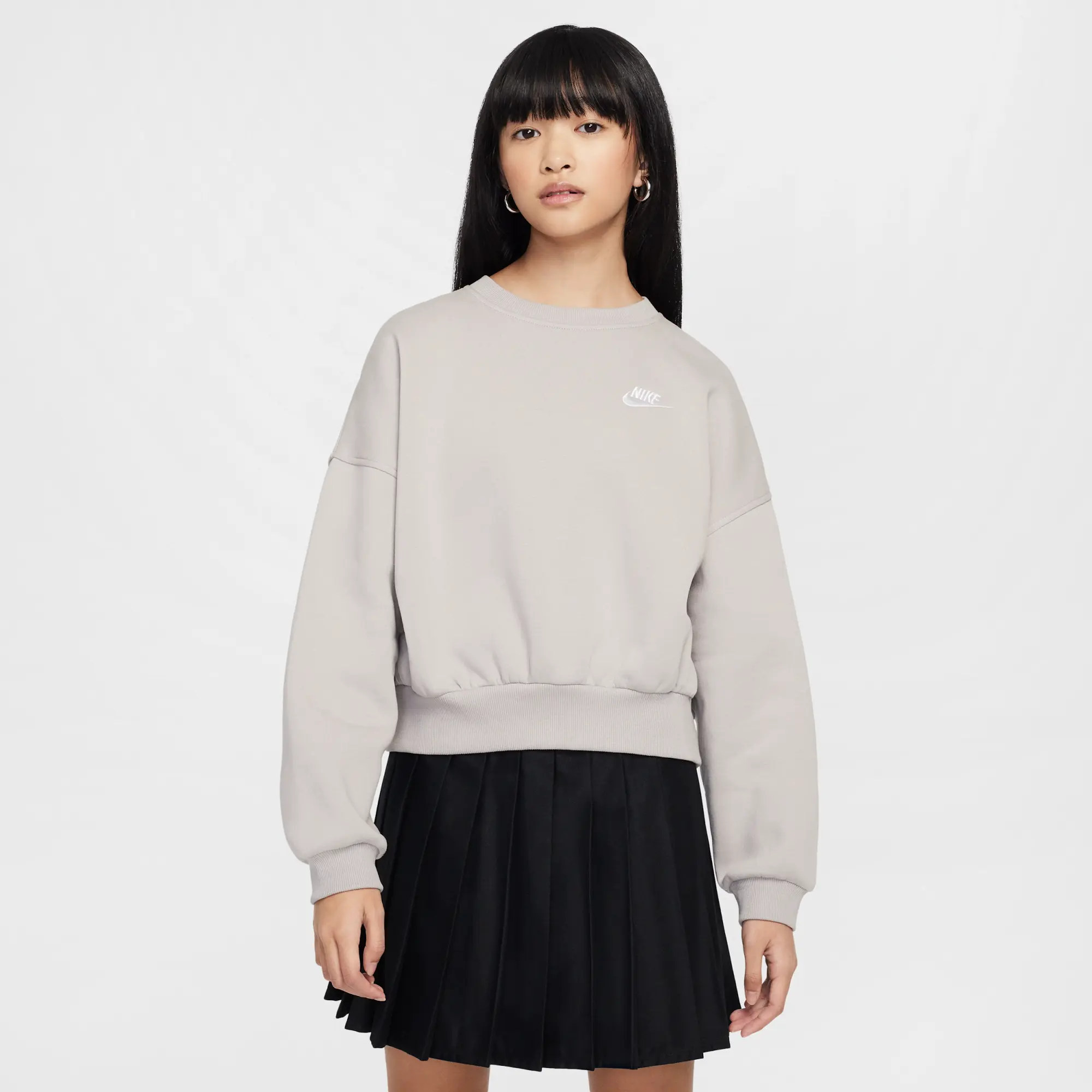 Nike Sportswear Club Fleece Girls' Boxy Crew-Neck Sweatshirt - Grey - Cotton/Polyester