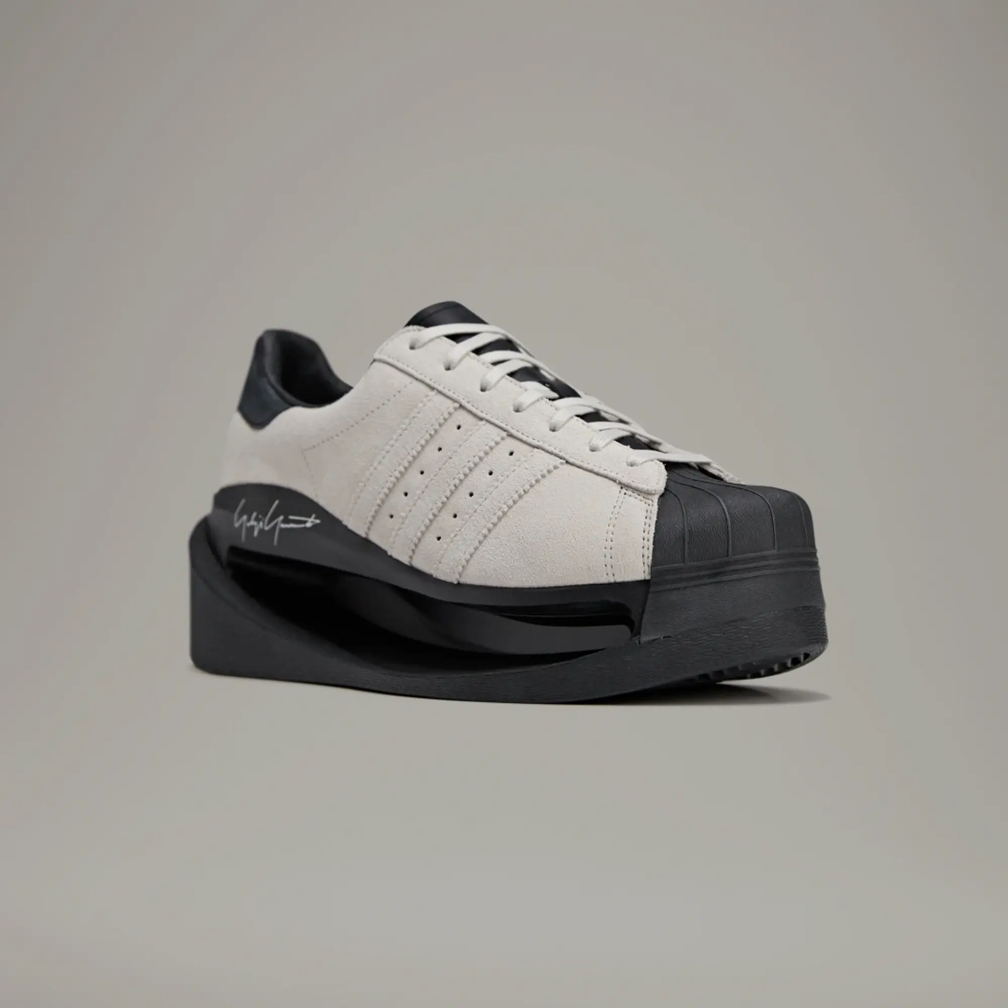 Sneakers Y-3 Gendo Superstar Talc/ Talc/ Black Eur 40