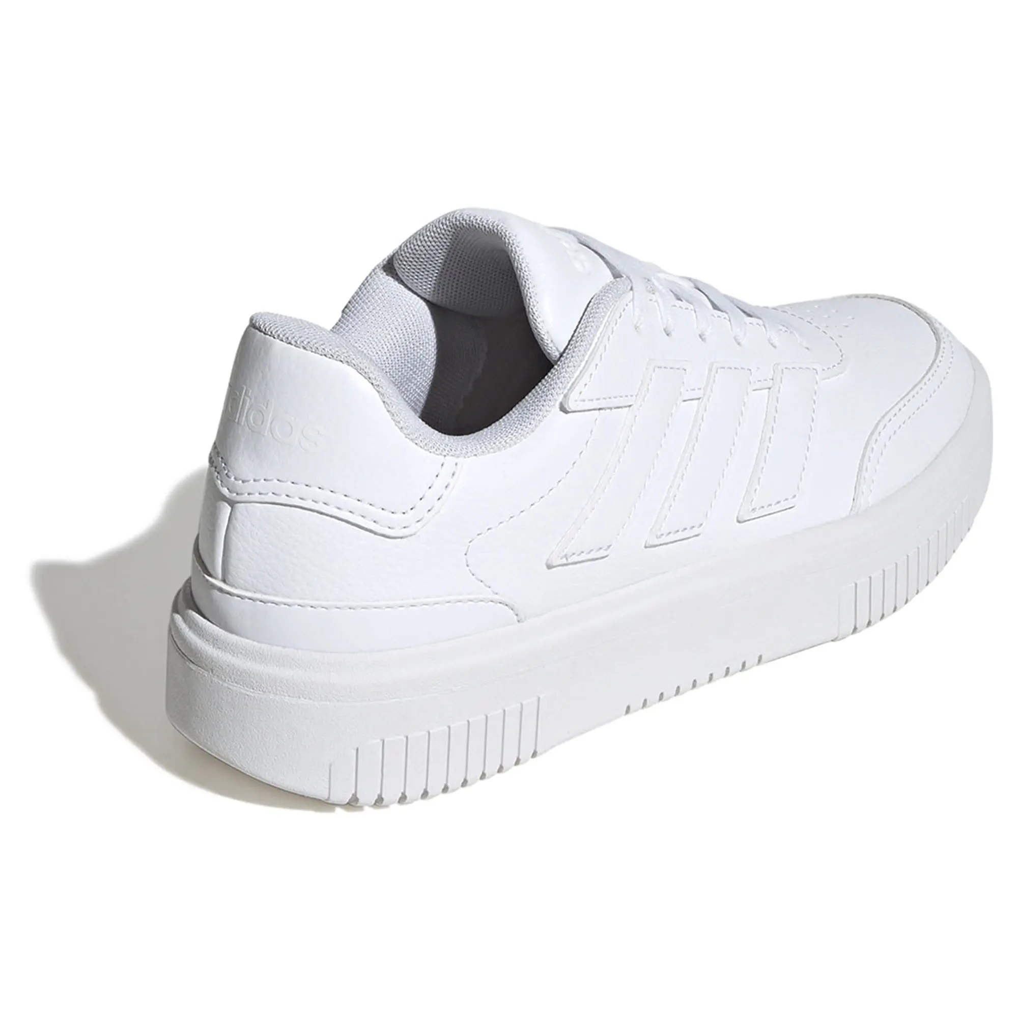 adidas  COURTBLOCK BOLD  women's Shoes (Trainers) in White