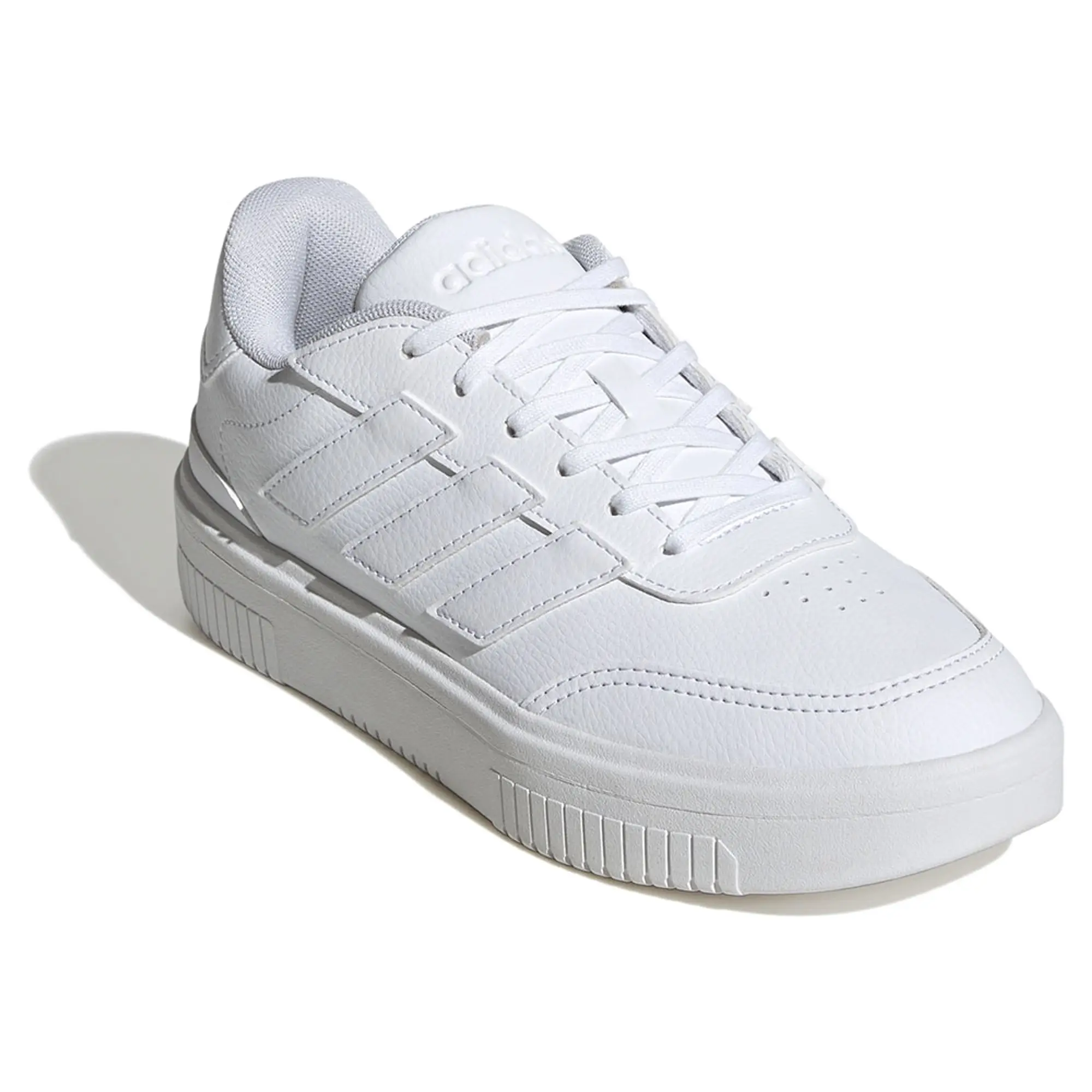 adidas  COURTBLOCK BOLD  women's Shoes (Trainers) in White