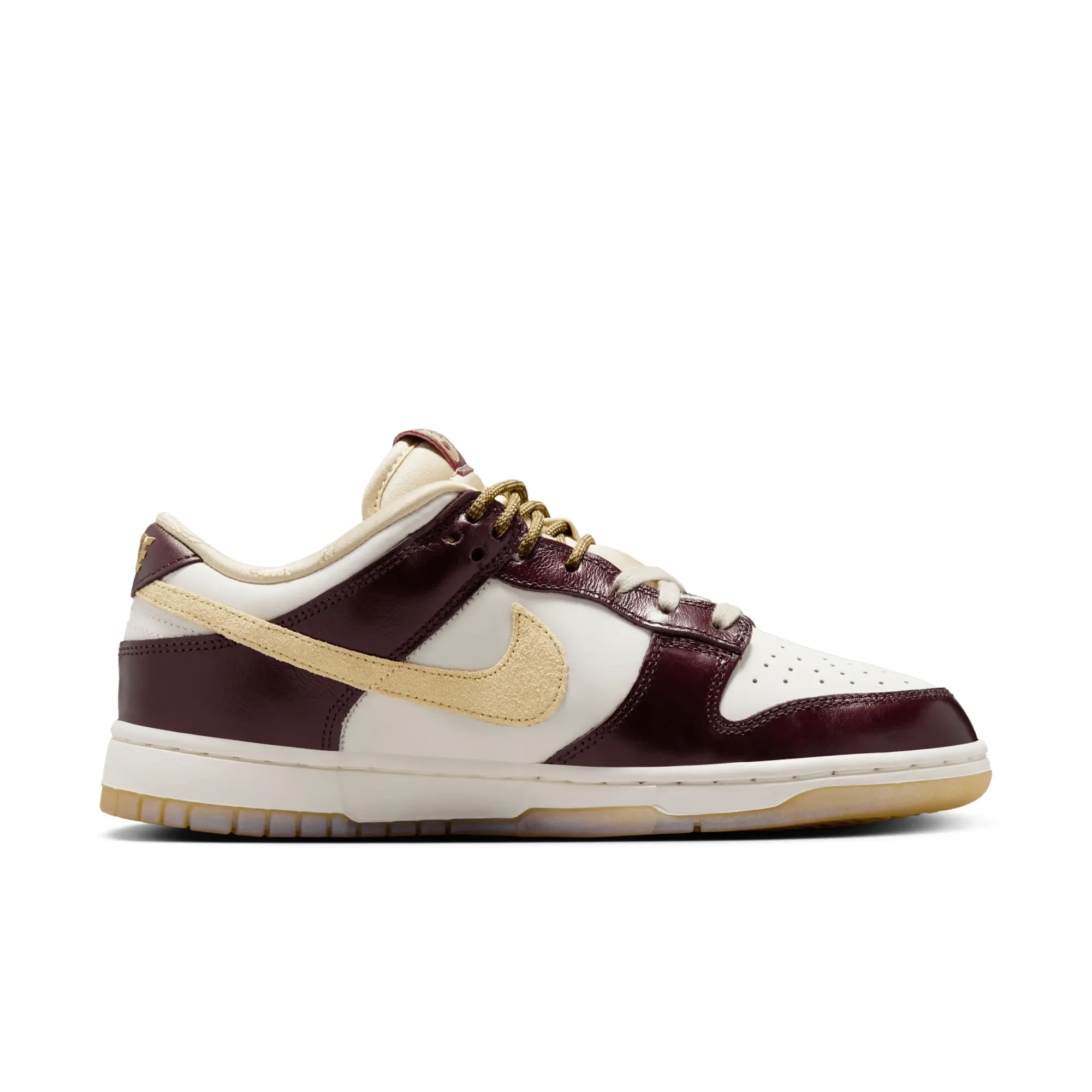 Nike Women's Shoes Dunk Low LX