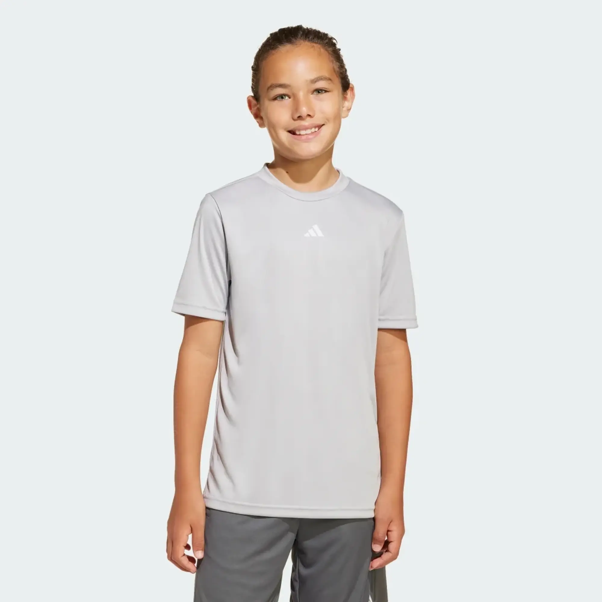 adidas Train Essentials Logo Regular Fit T-Shirt Kids