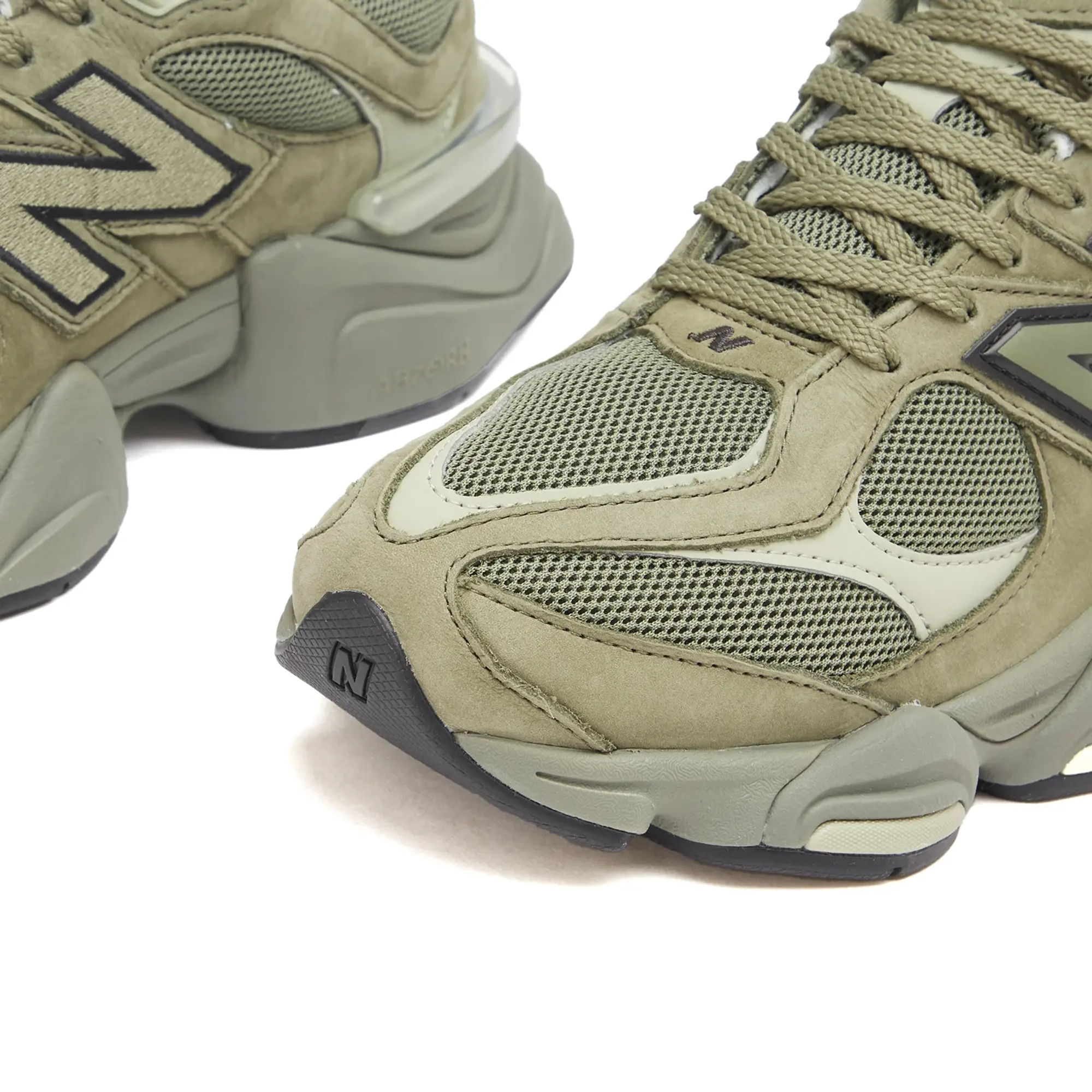 New Balance 9060 Sneaker - Olive