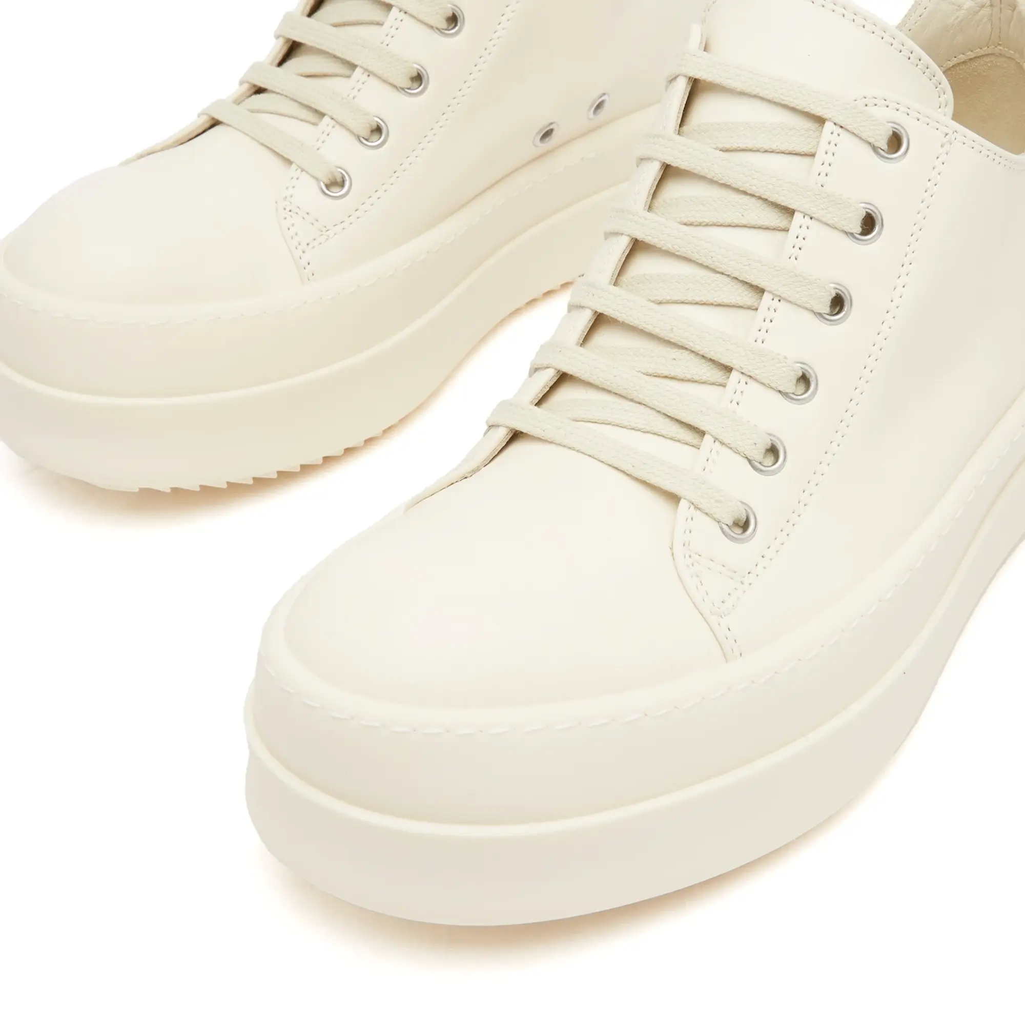 Rick Owens Women's Bumper Low Top Lace Up Sneaker in Leather Milk