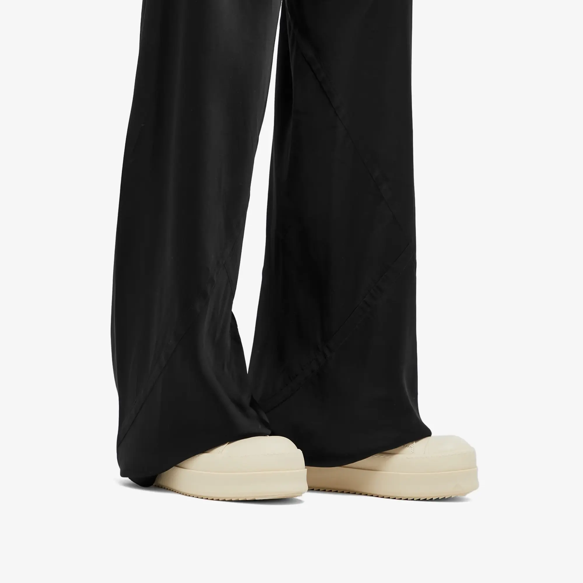 Rick Owens Women's Bumper Low Top Lace Up Sneaker in Leather Milk