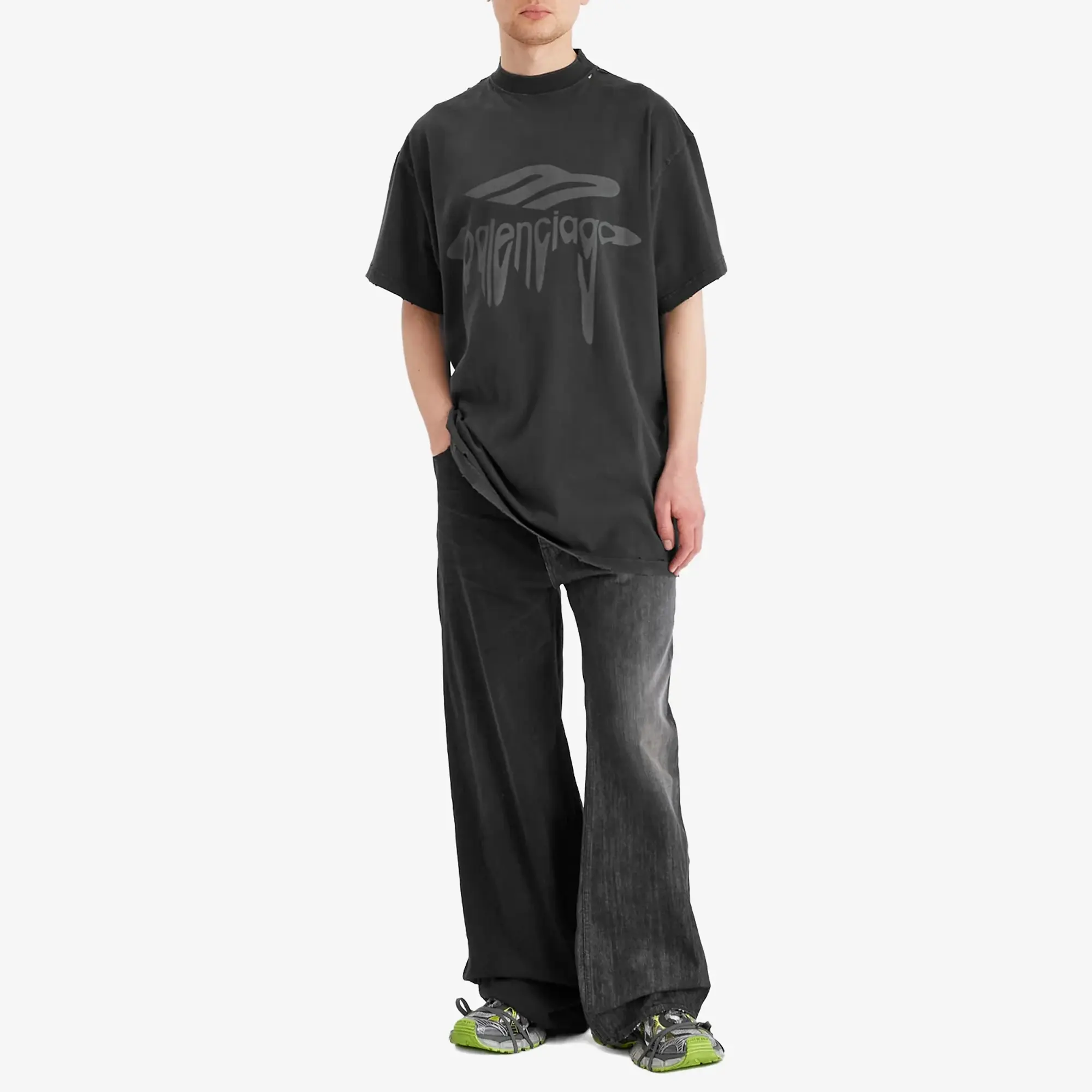 Balenciaga Men's Wavy Logo Oversized T-Shirt Faded Wash Black/Anthracite