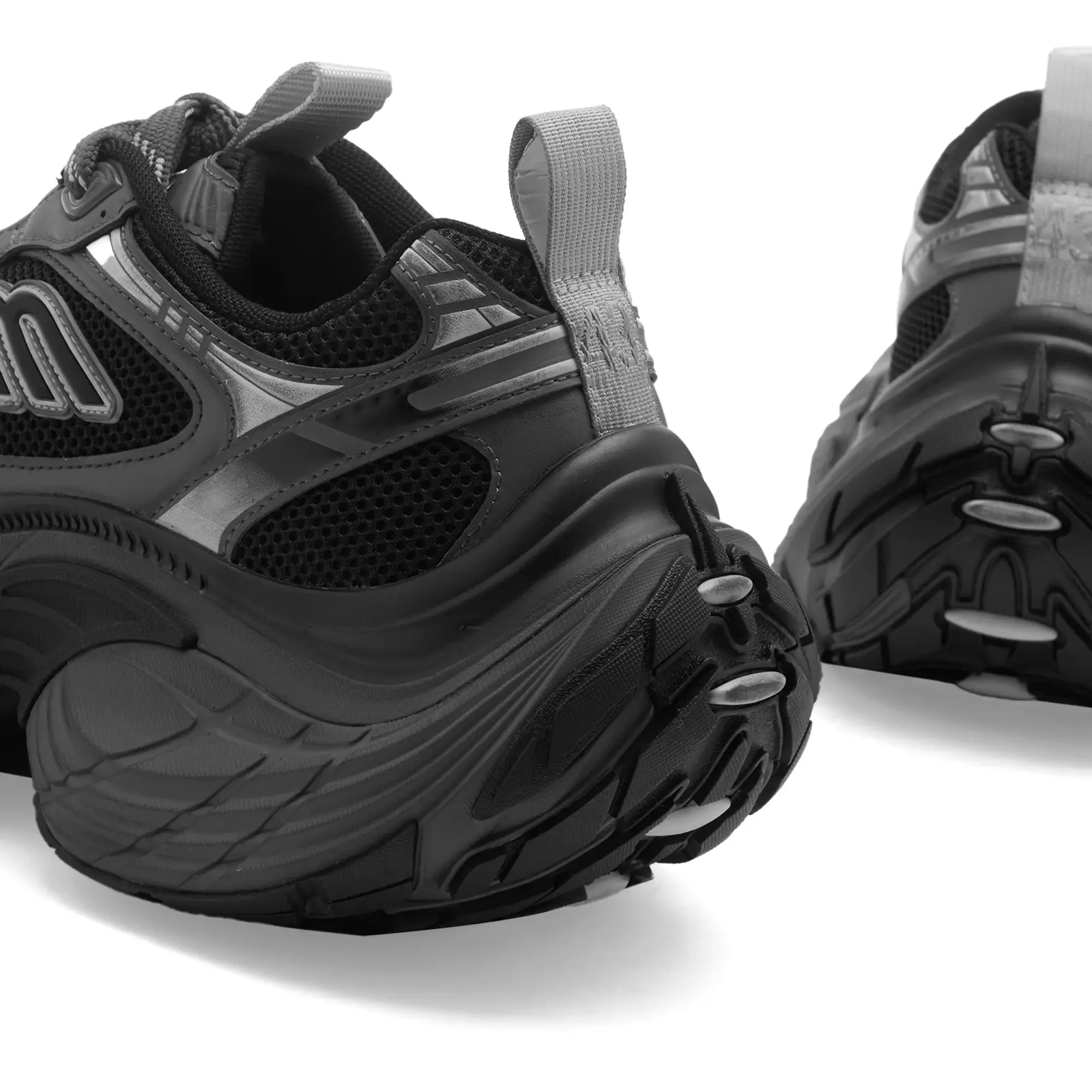 Balenciaga Men's 10XL Sneaker Black/Grey