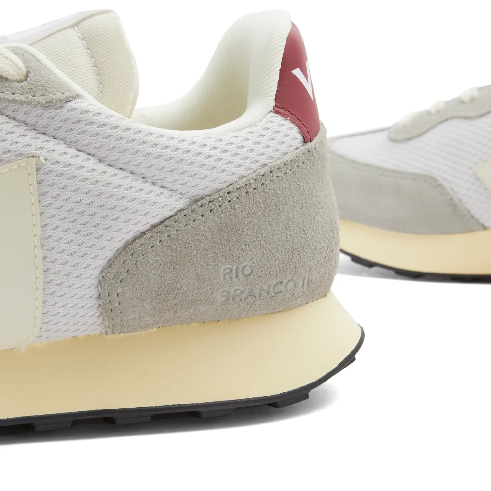 Veja Women's Rio Branco II Sneaker in Alveomesh Light/Grey/Pierre