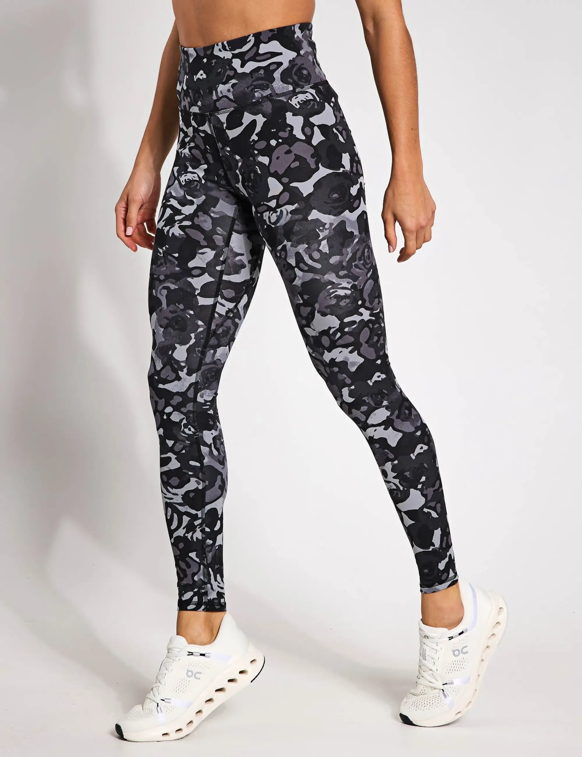Under Armour Women's Motion Printed Leggings - Black/Titan Grey -  Size: XS