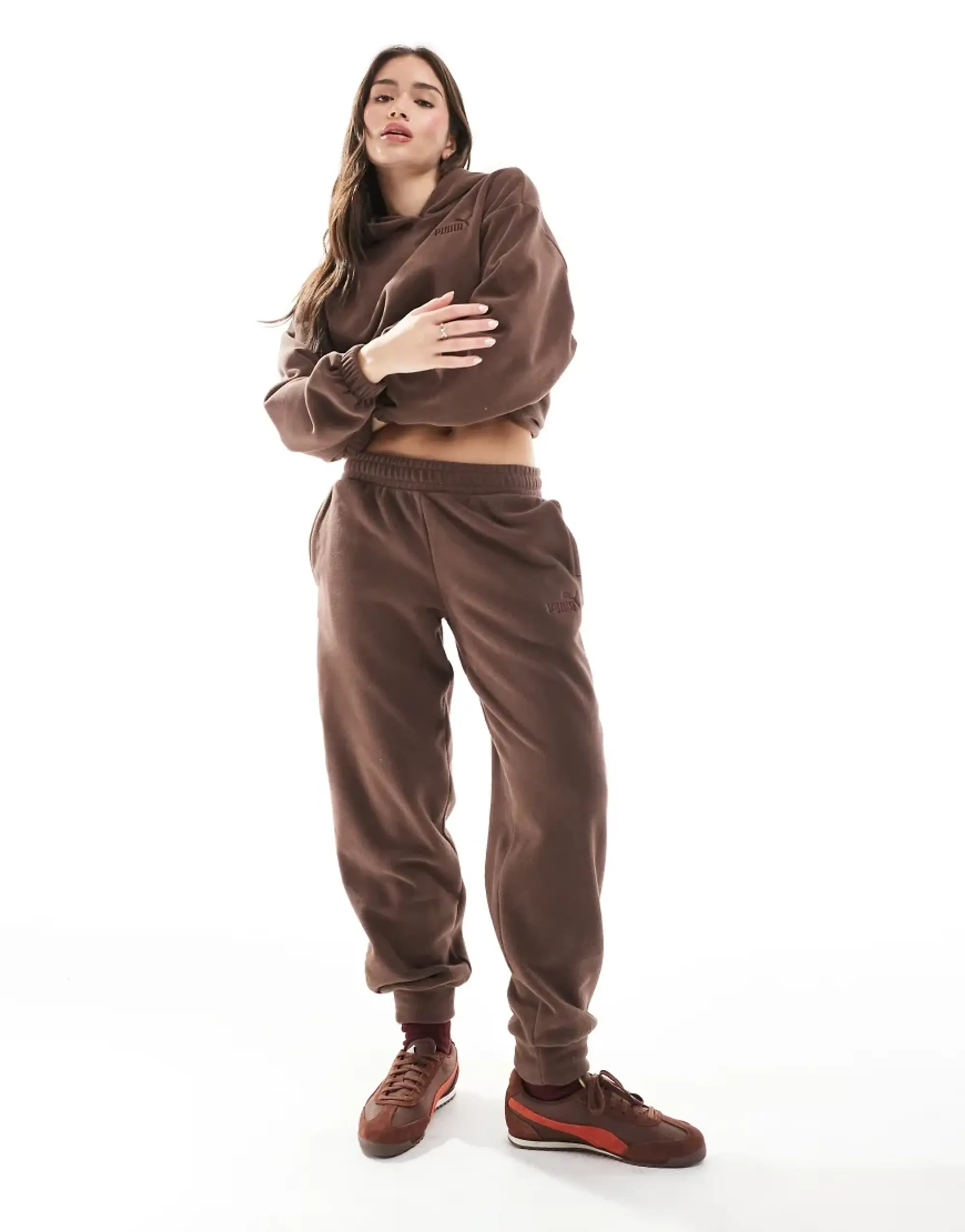 Puma Ess Elevated Pants In Espresso Brown