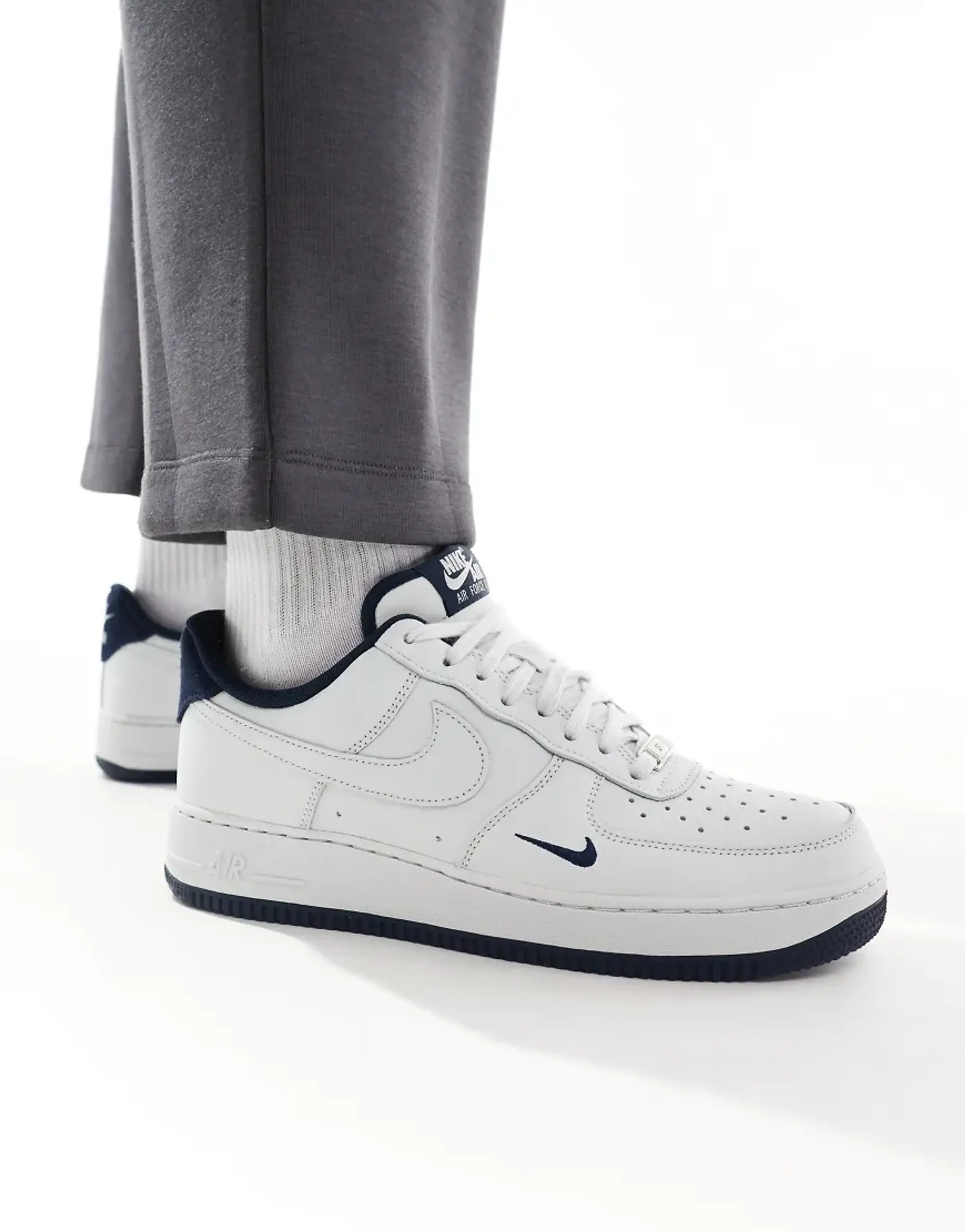 Nike Air Force 1 Trainers In White And Blue