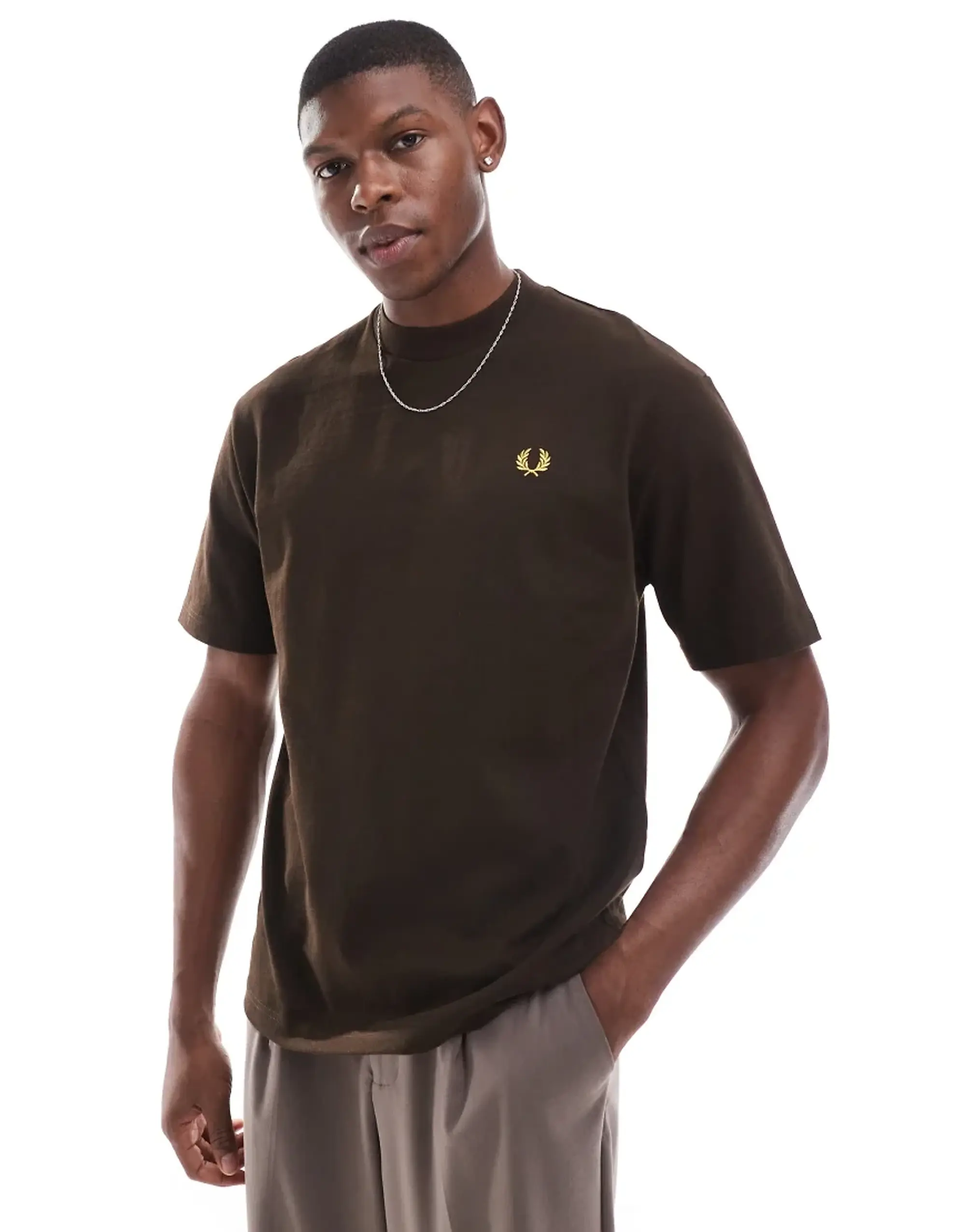 Fred Perry Oversized Heavyweight T-Shirt In Brown