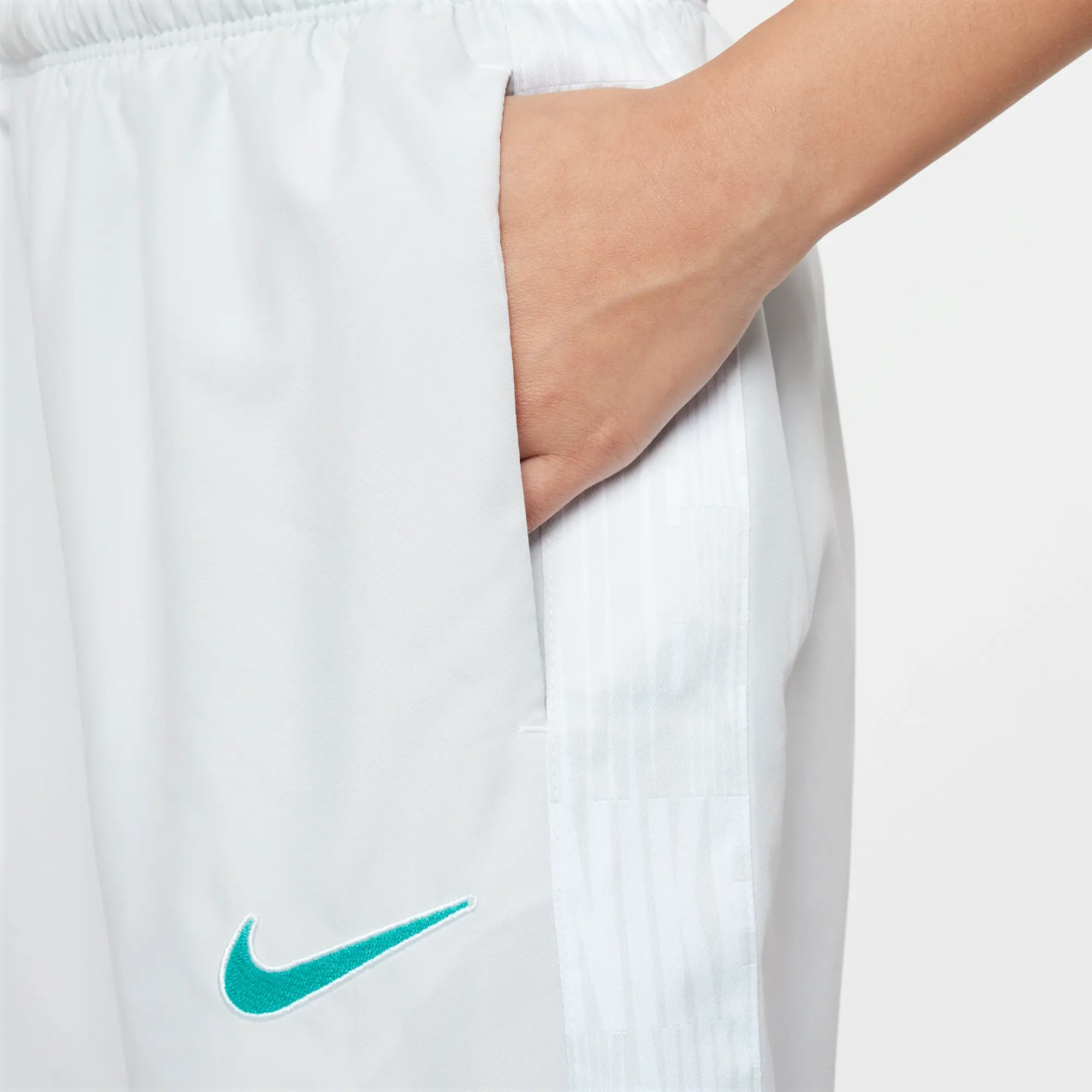 Nike Academy Older Kids' Football Tracksuit Bottoms - Grey - Polyester
