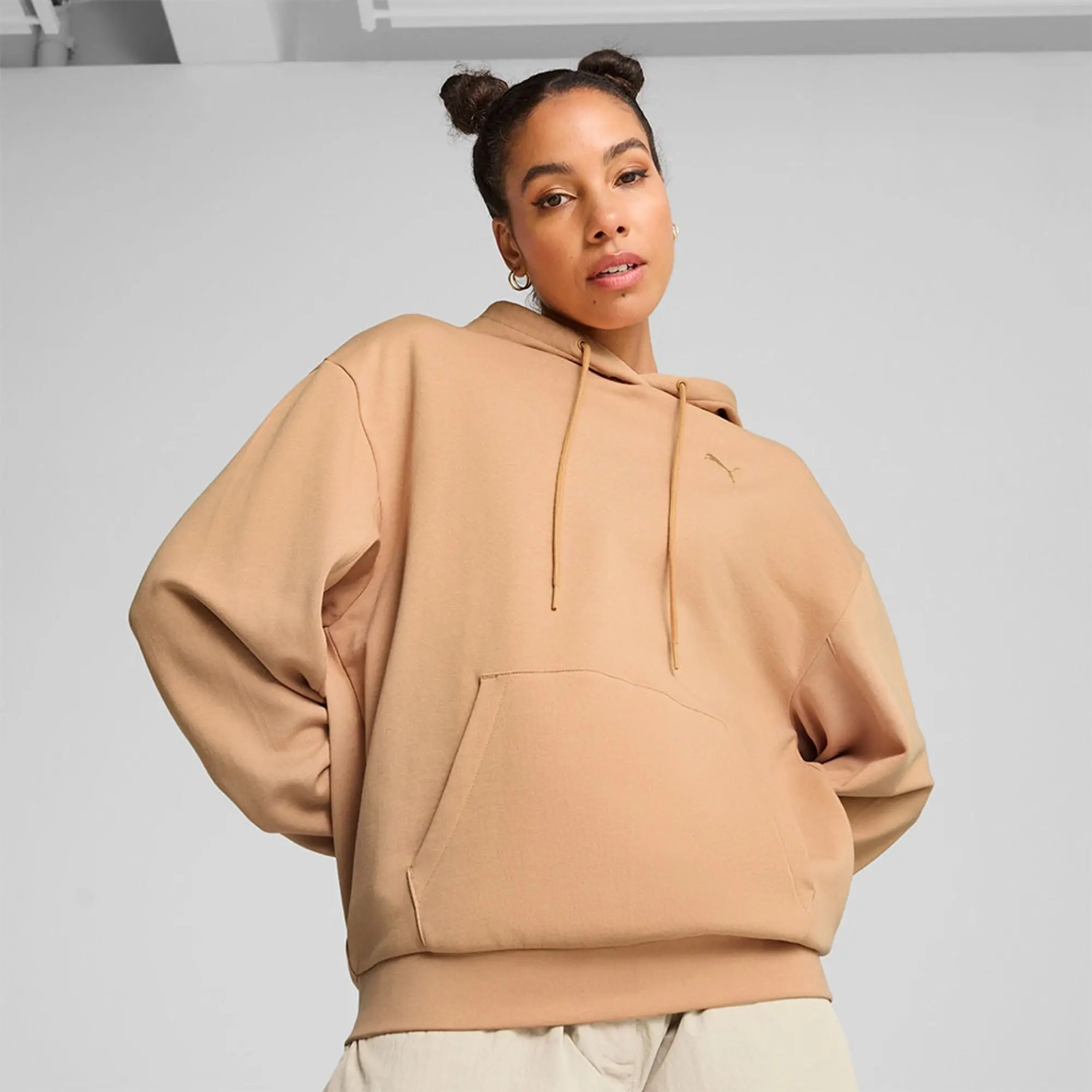 PUMA Her Relaxed Hoodie Women, Warm Beige