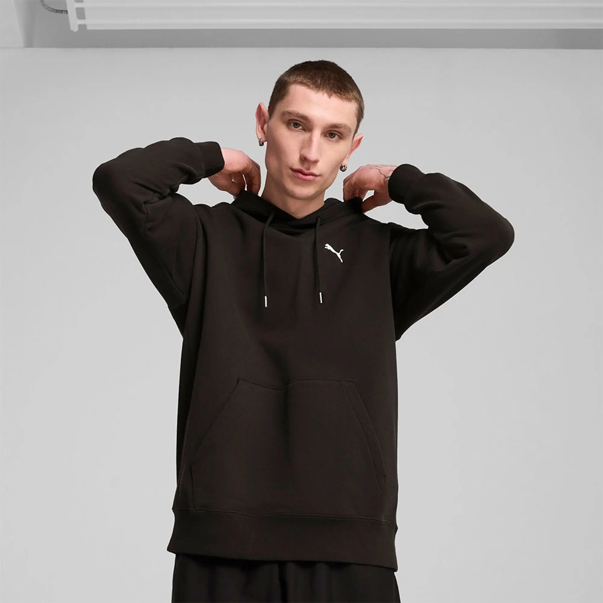 PUMA Wardrobe Ess Relaxed Hoodie Men, Black