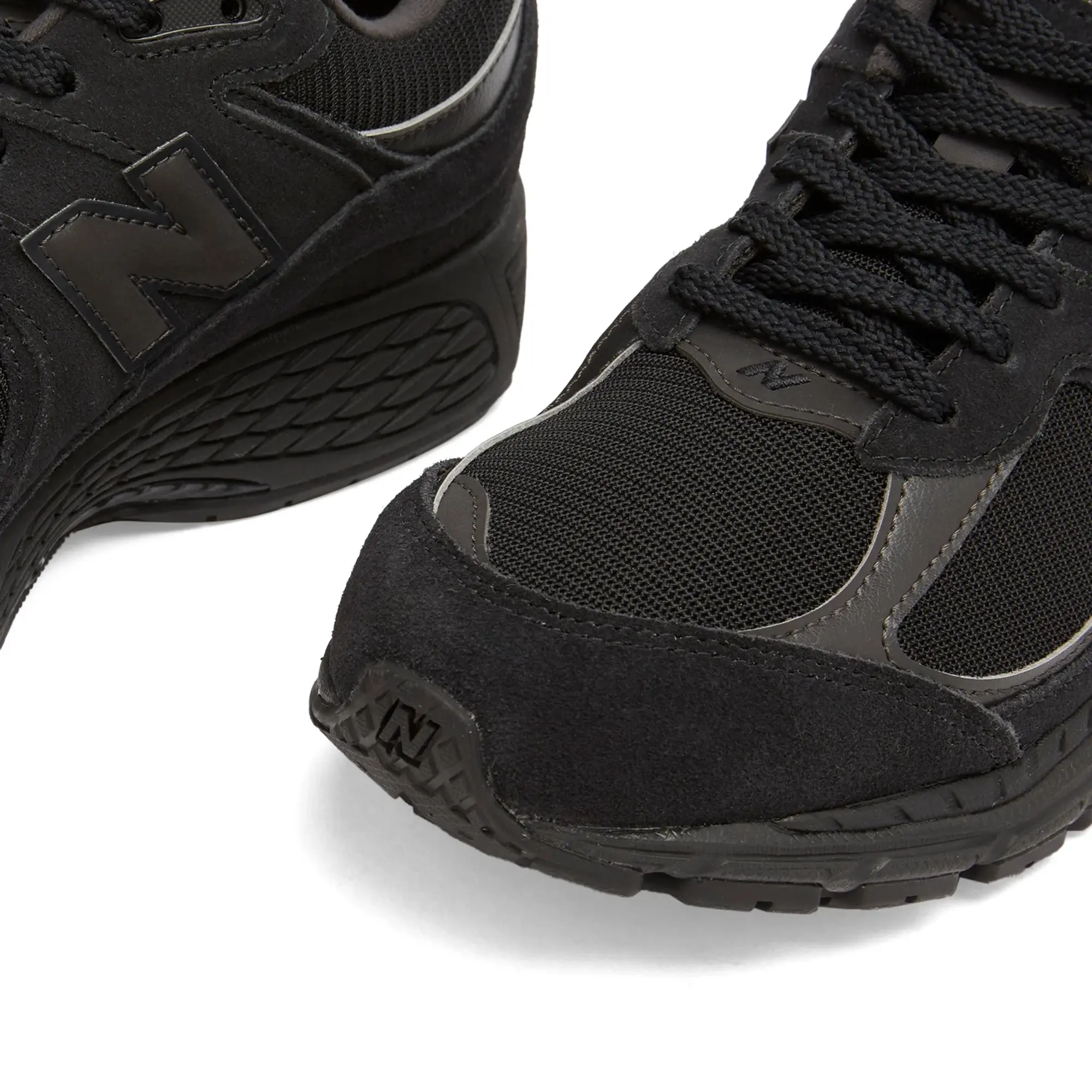 New Balance 2002R - Black - Mens