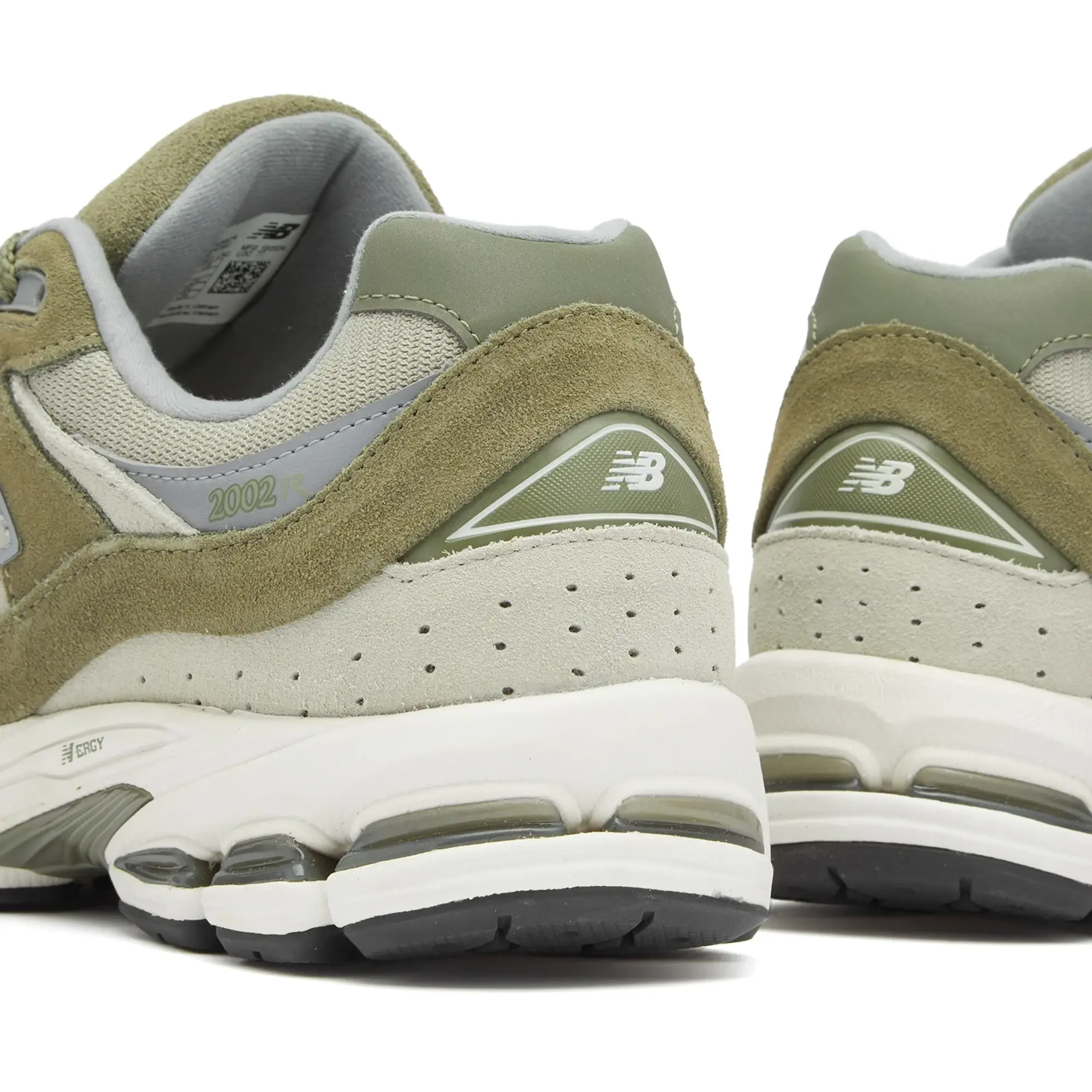 New Balance 2002 Unisex Sneaker In Dark Olive-Green