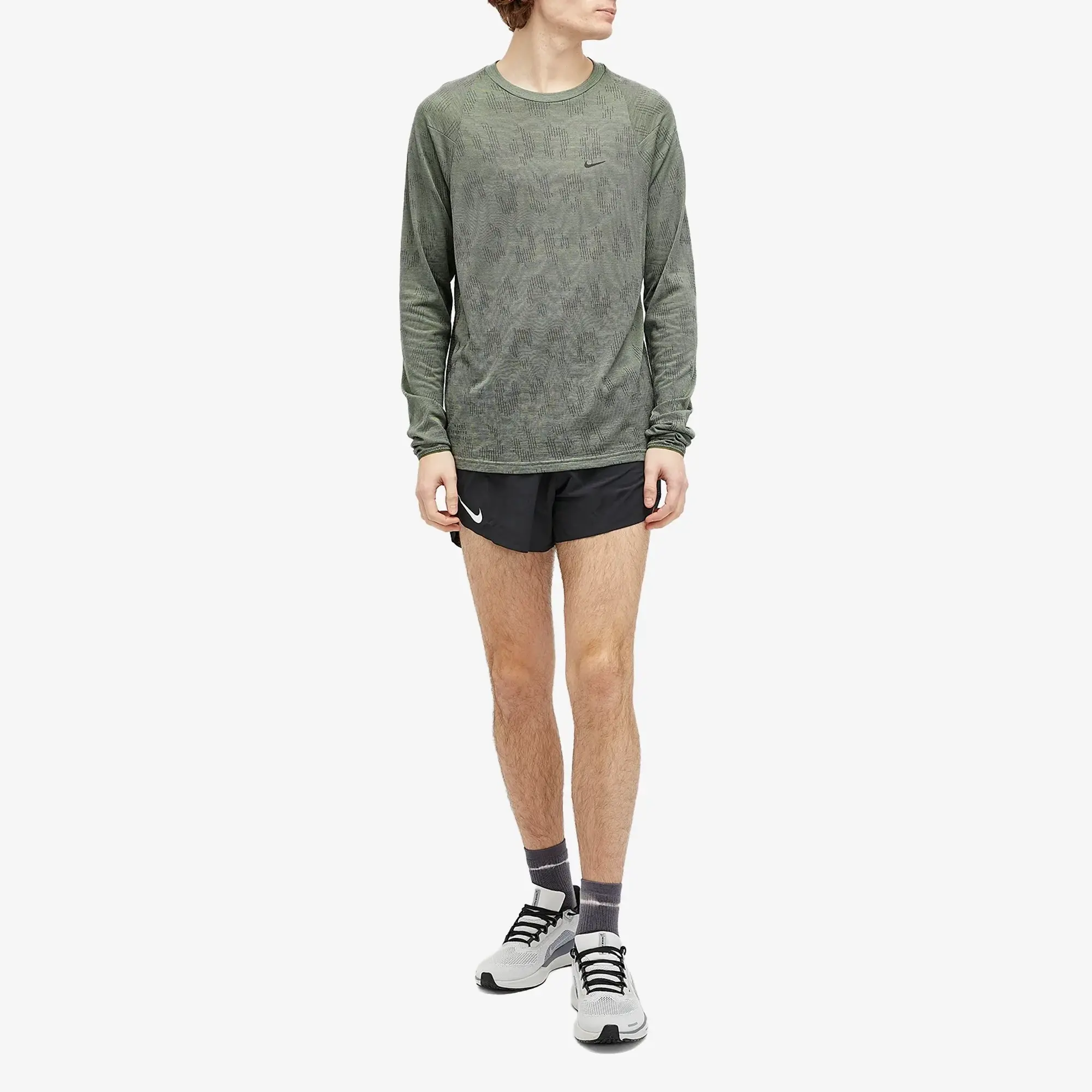 Nike Men's Run Division Long Sleeved T-Shirt Jade Horizon/Iron Grey