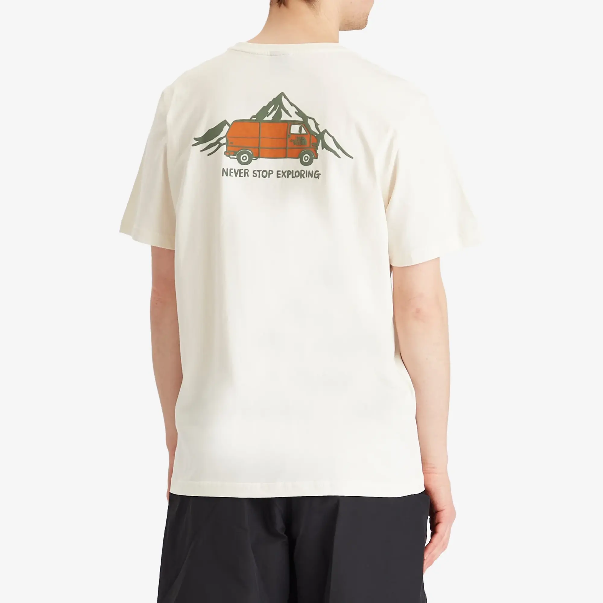 The North Face Men's Outdoor Graphic T-Shirt White Dune