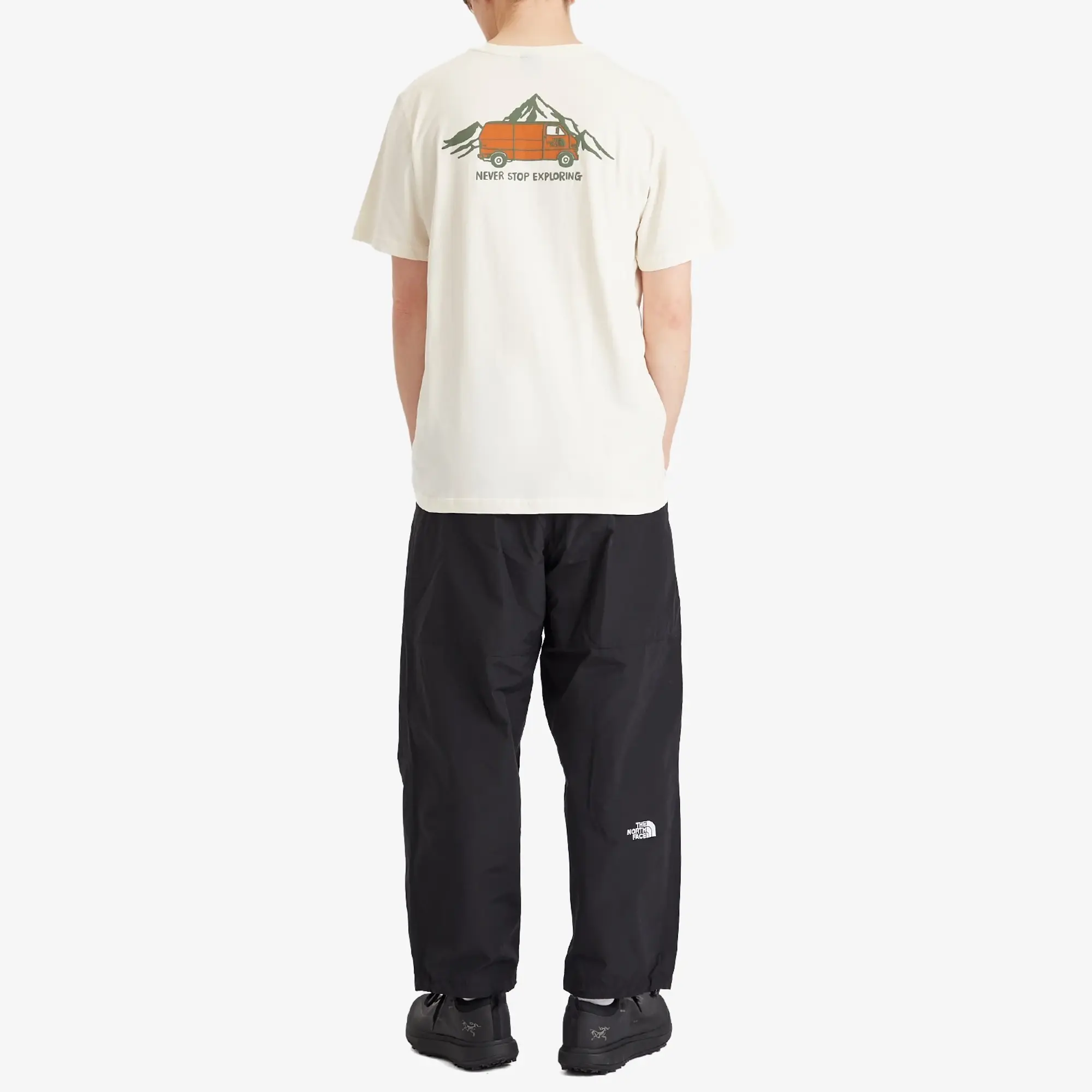 The North Face Men's Outdoor Graphic T-Shirt White Dune