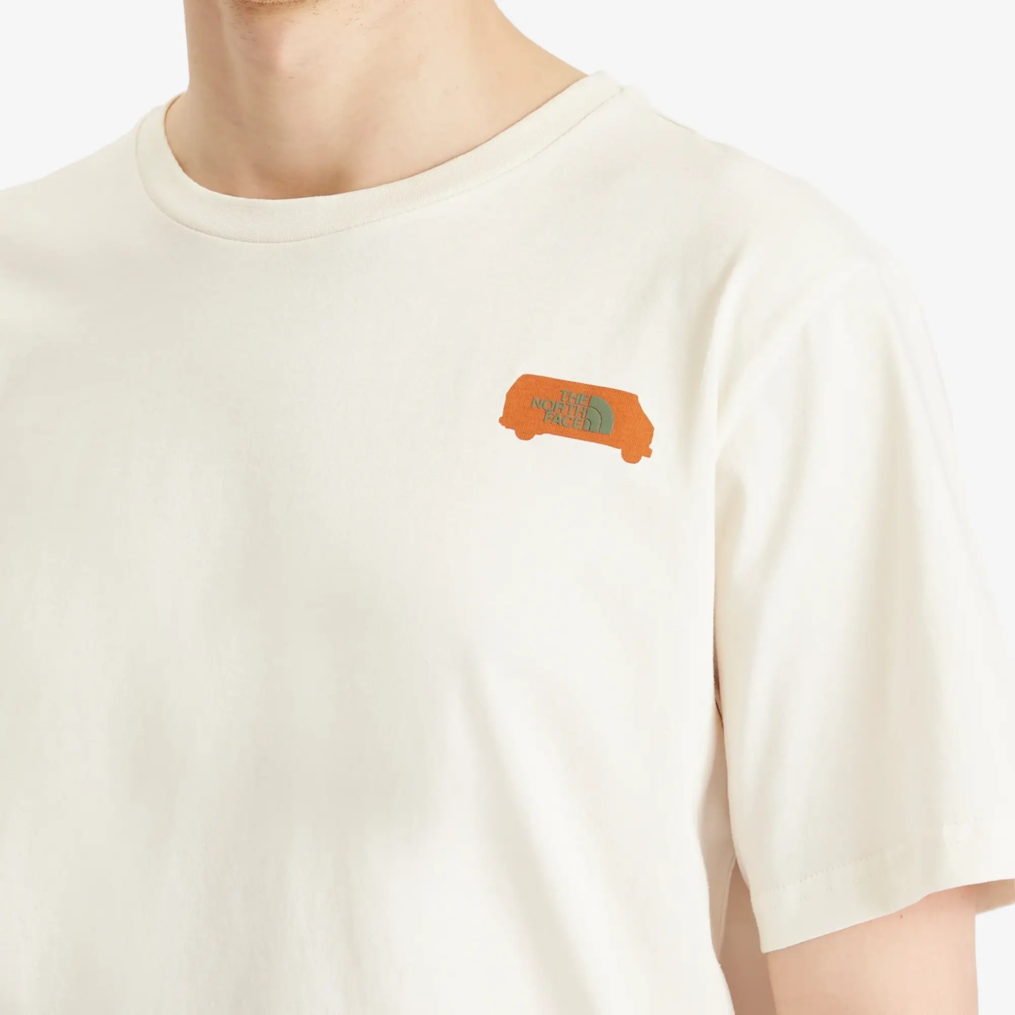 The North Face Men's Outdoor Graphic T-Shirt White Dune