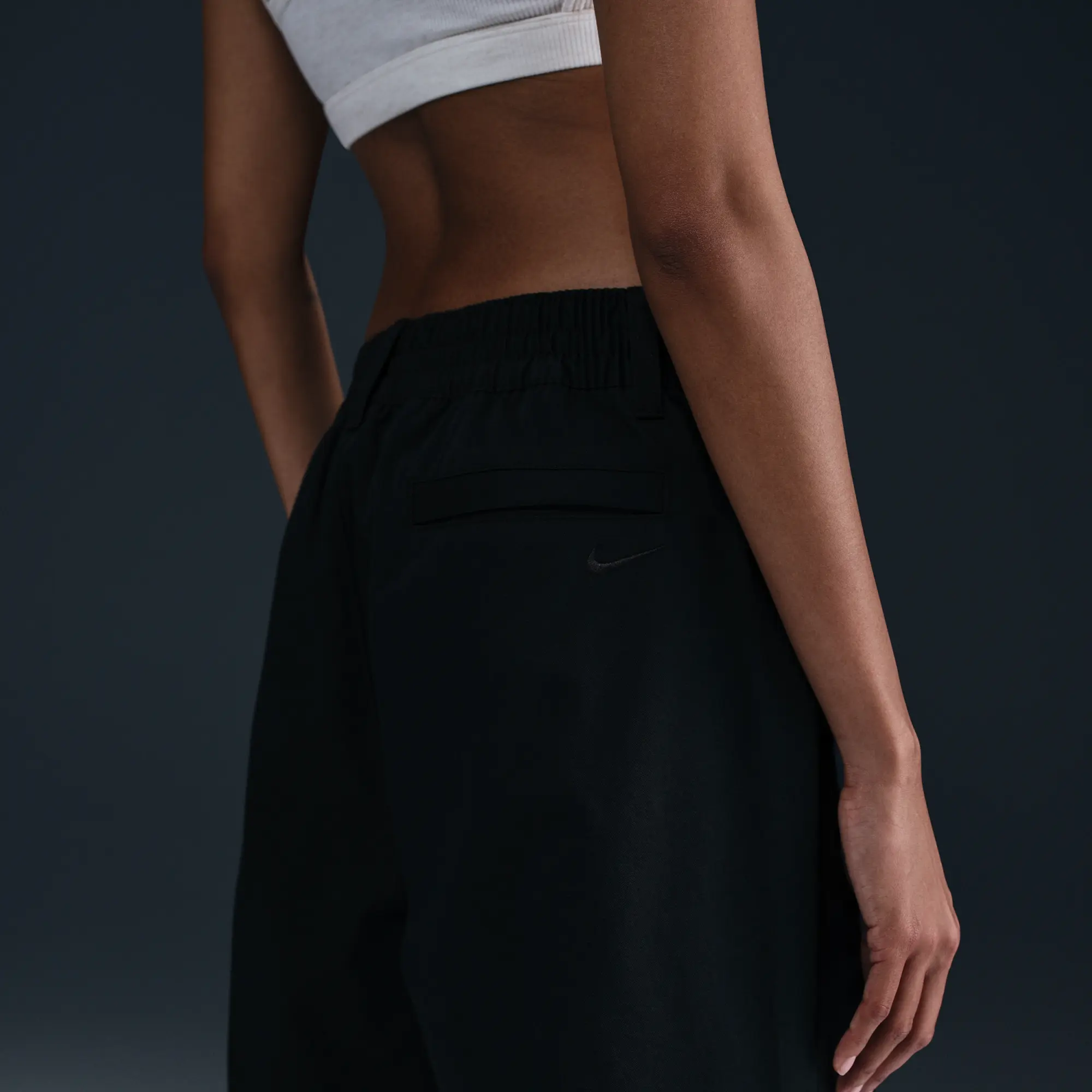 Nike Sportswear Collection Women's Mid-Rise Twill Trousers - Black - Cotton/Polyester/Elastane