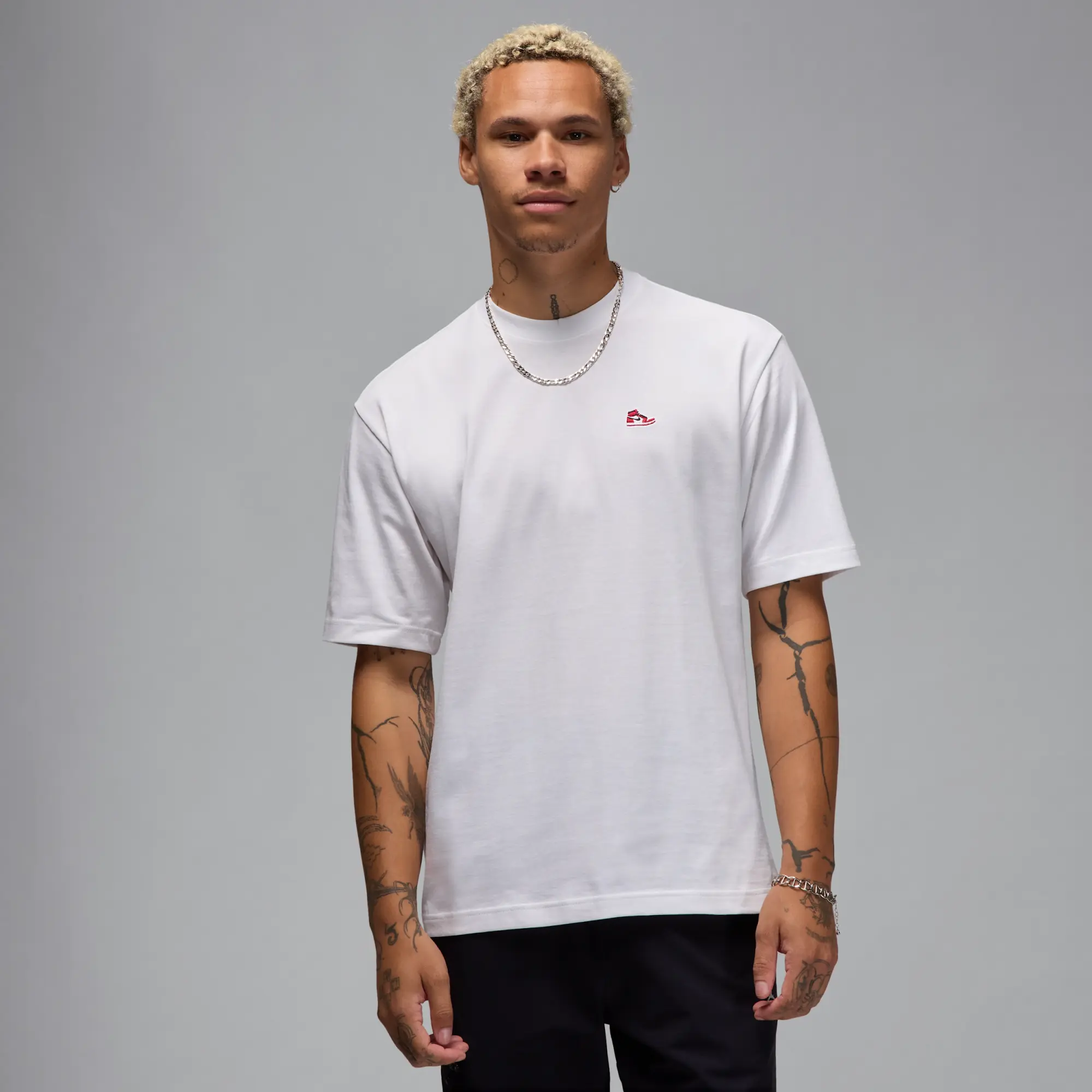 Nike Jordan Brand Men's Sneaker Patch T-Shirt - White - Cotton