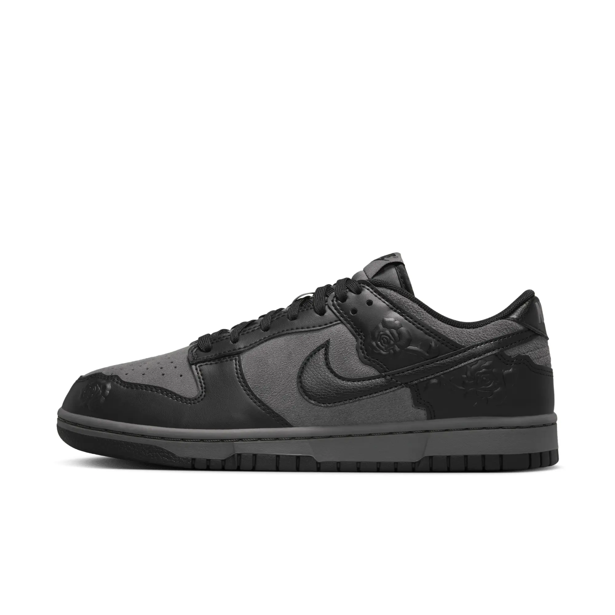 Nike Dunk Low Women's Shoes - Grey