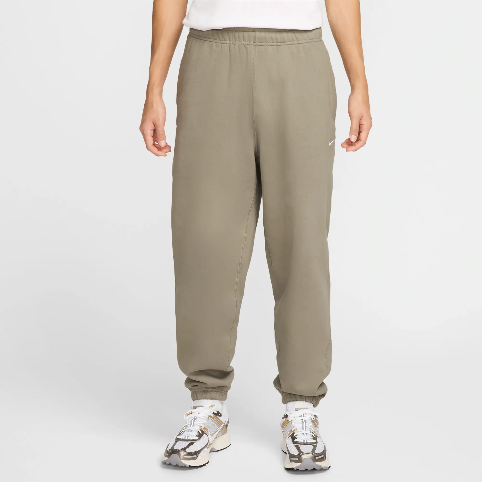 Nike Solo Swoosh Men's Fleece Trousers - Green - Cotton/Polyester