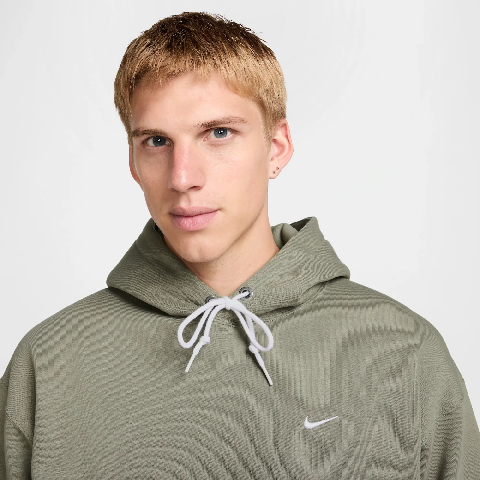 Nike Solo Swoosh Men's Fleece Pullover Hoodie - Green - Cotton/Polyester