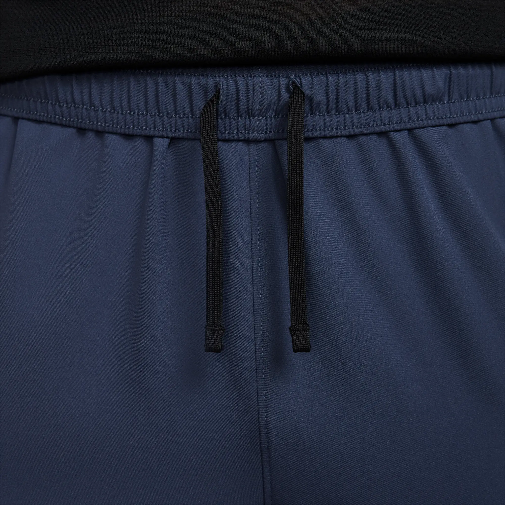 Men's Nike Challenger Woven Pants in Navy Blue/Black
