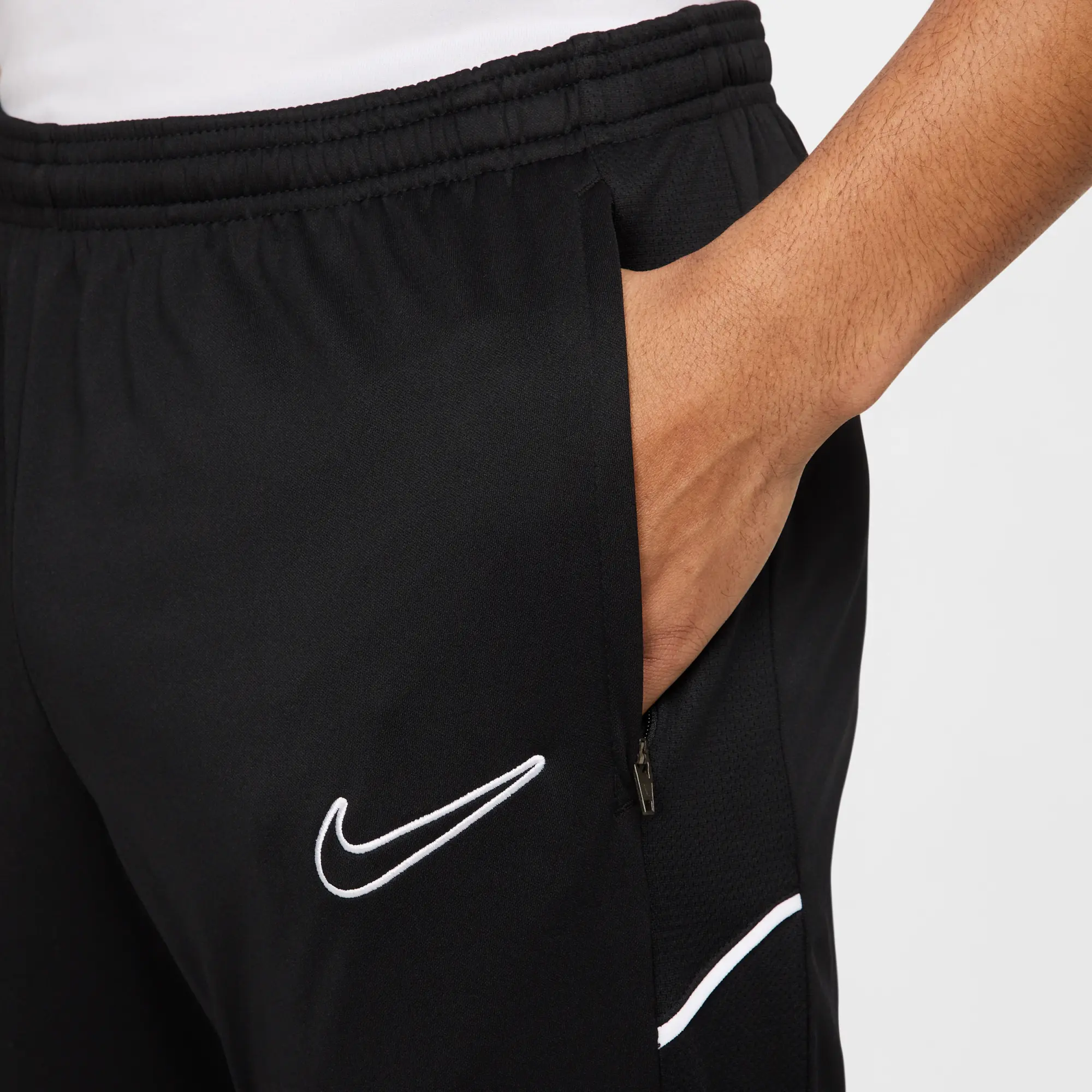 Men's Nike Academy Pants in Black