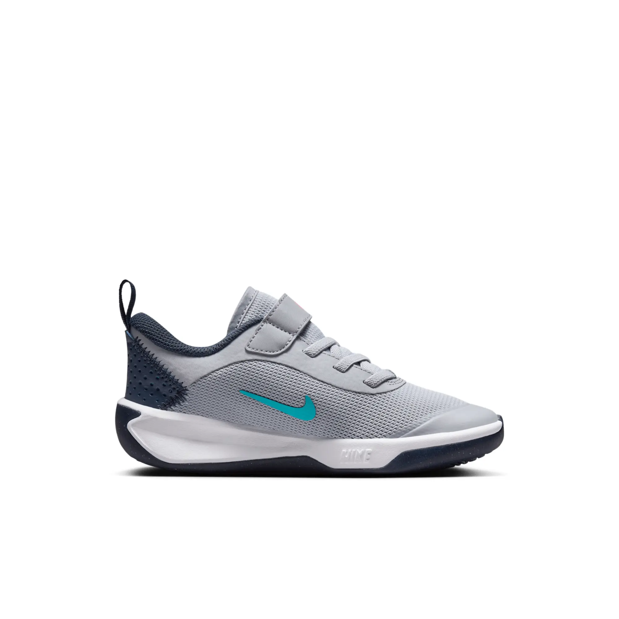 Nike Omni Multi-Court Younger Kids' Shoes - Grey