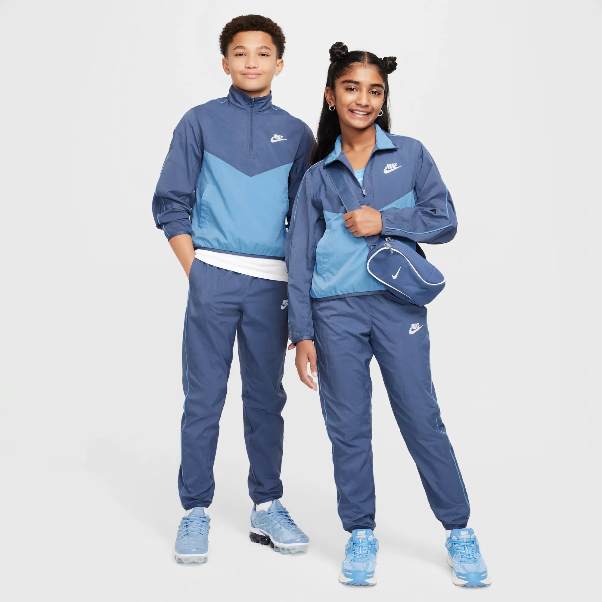 Nike Sportswear Older Kids' Tracksuit - Blue - Nylon