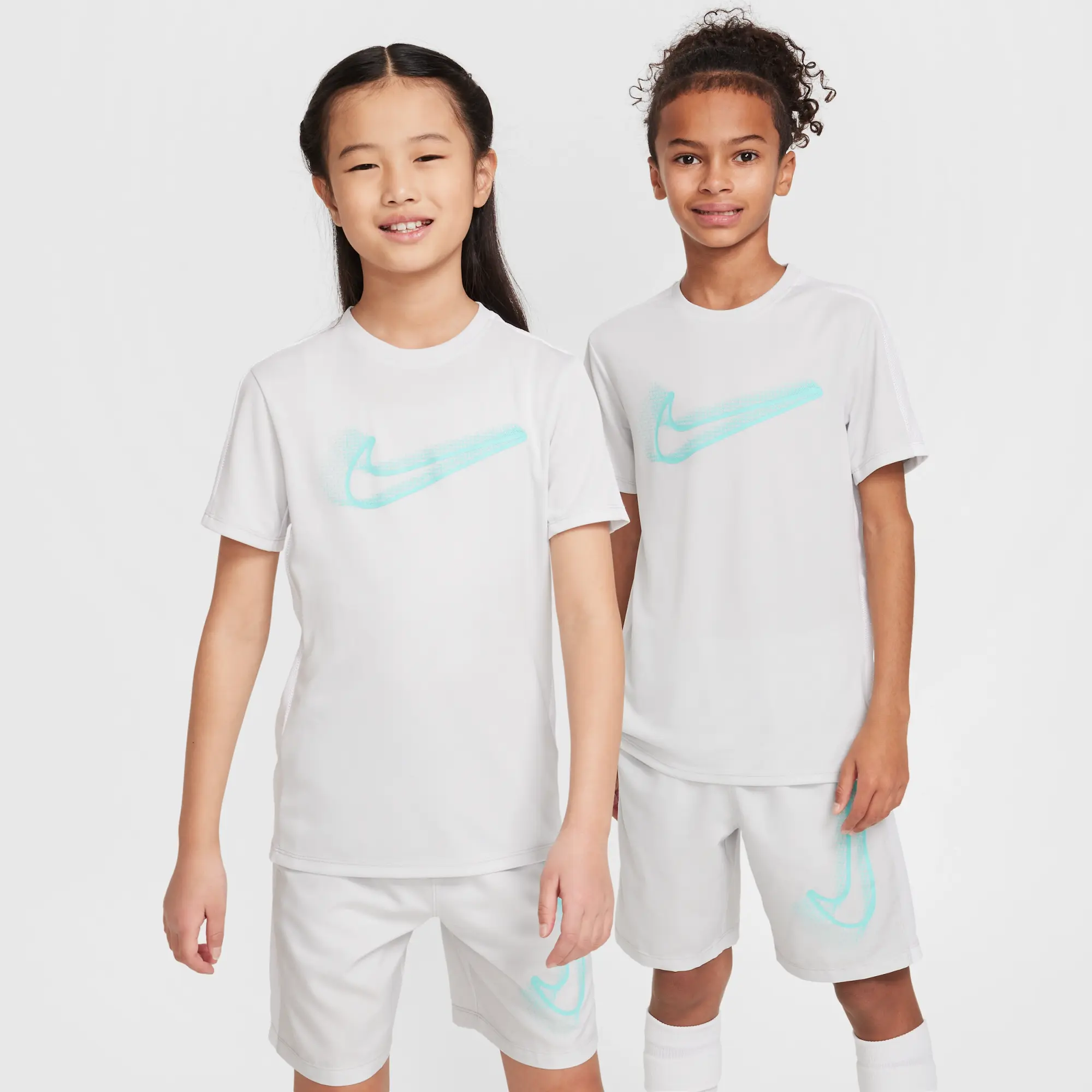 Nike Academy Older Kids' Dri-FIT Football Top - Grey - Polyester